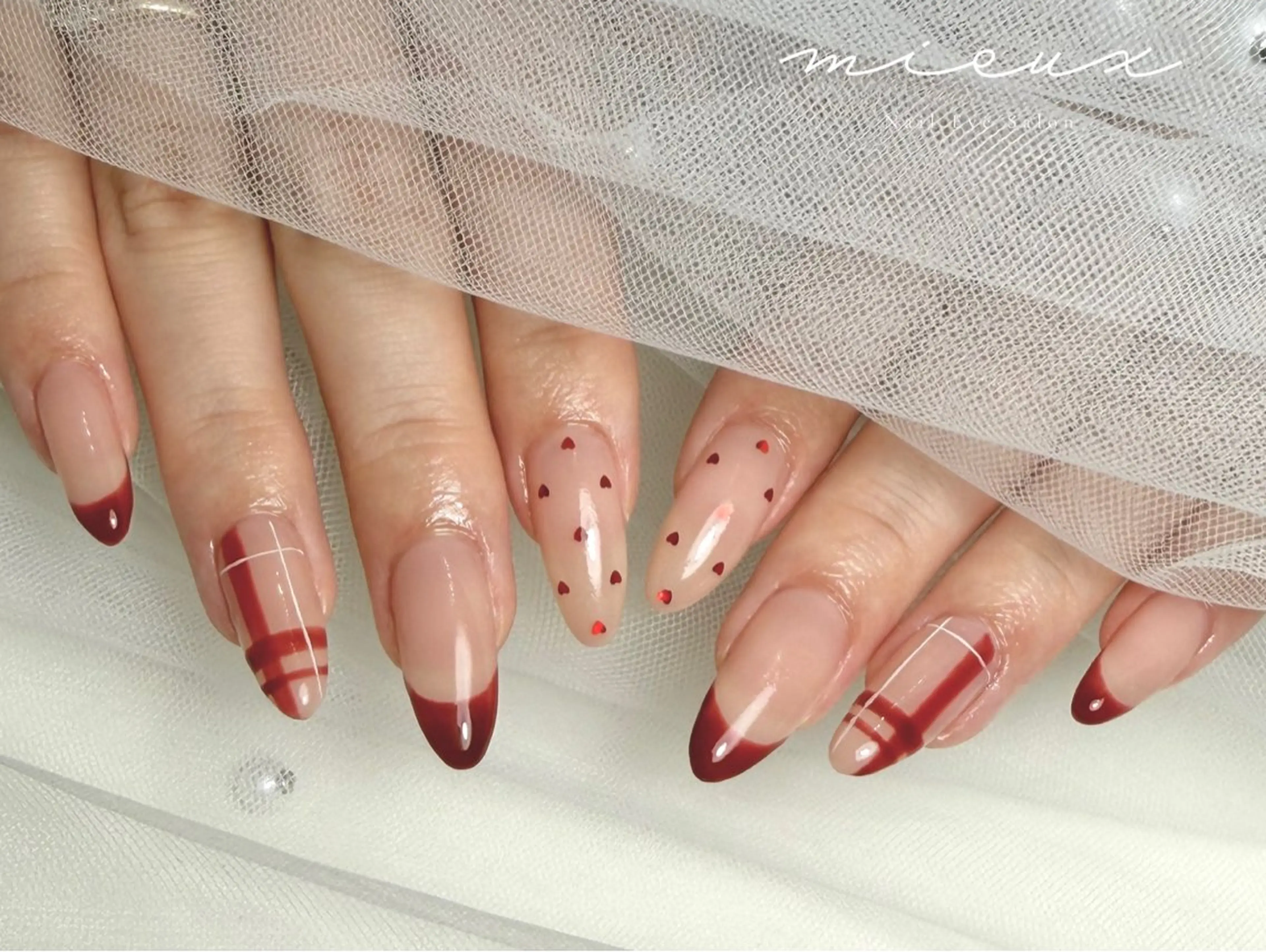 セミロング mieux所属・mieux sakiのネイルデザイン