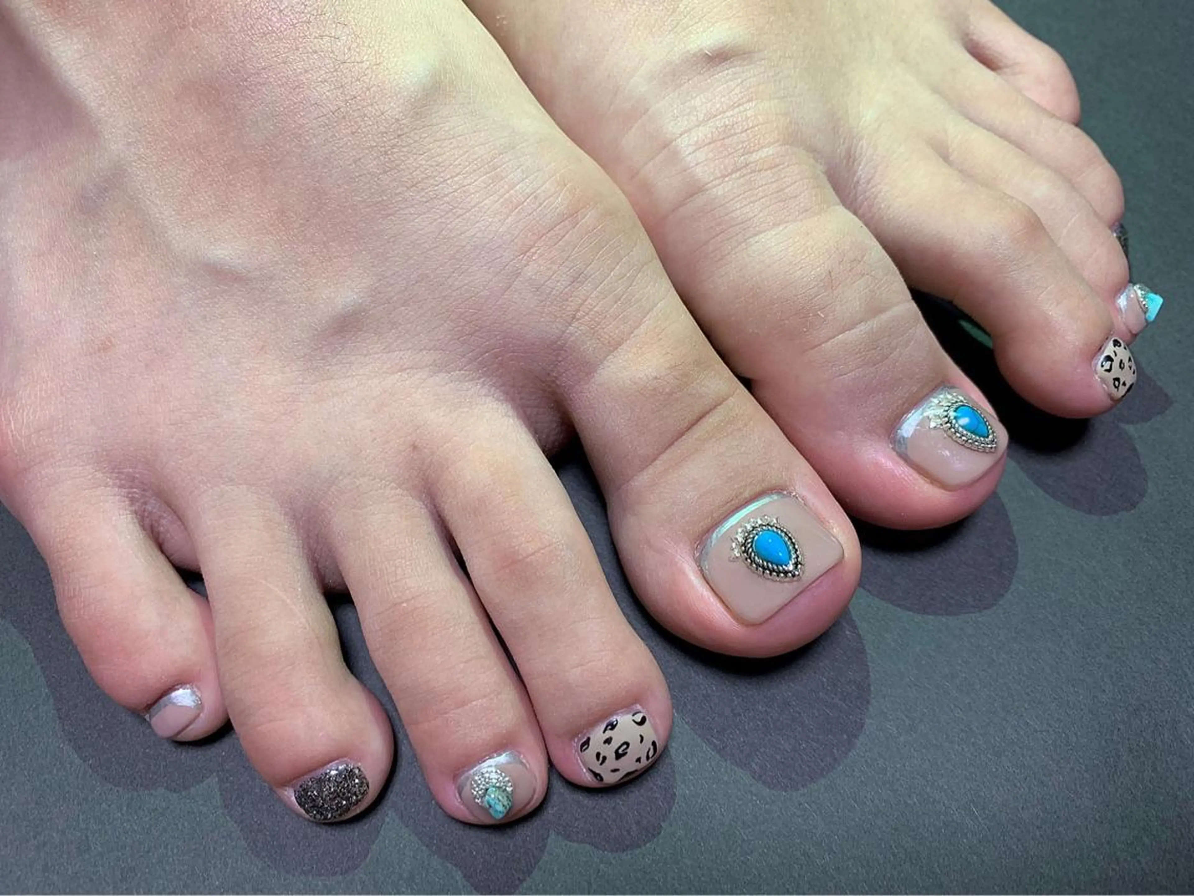 salon de Chéli所属・salon de Cheliのネイルデザイン