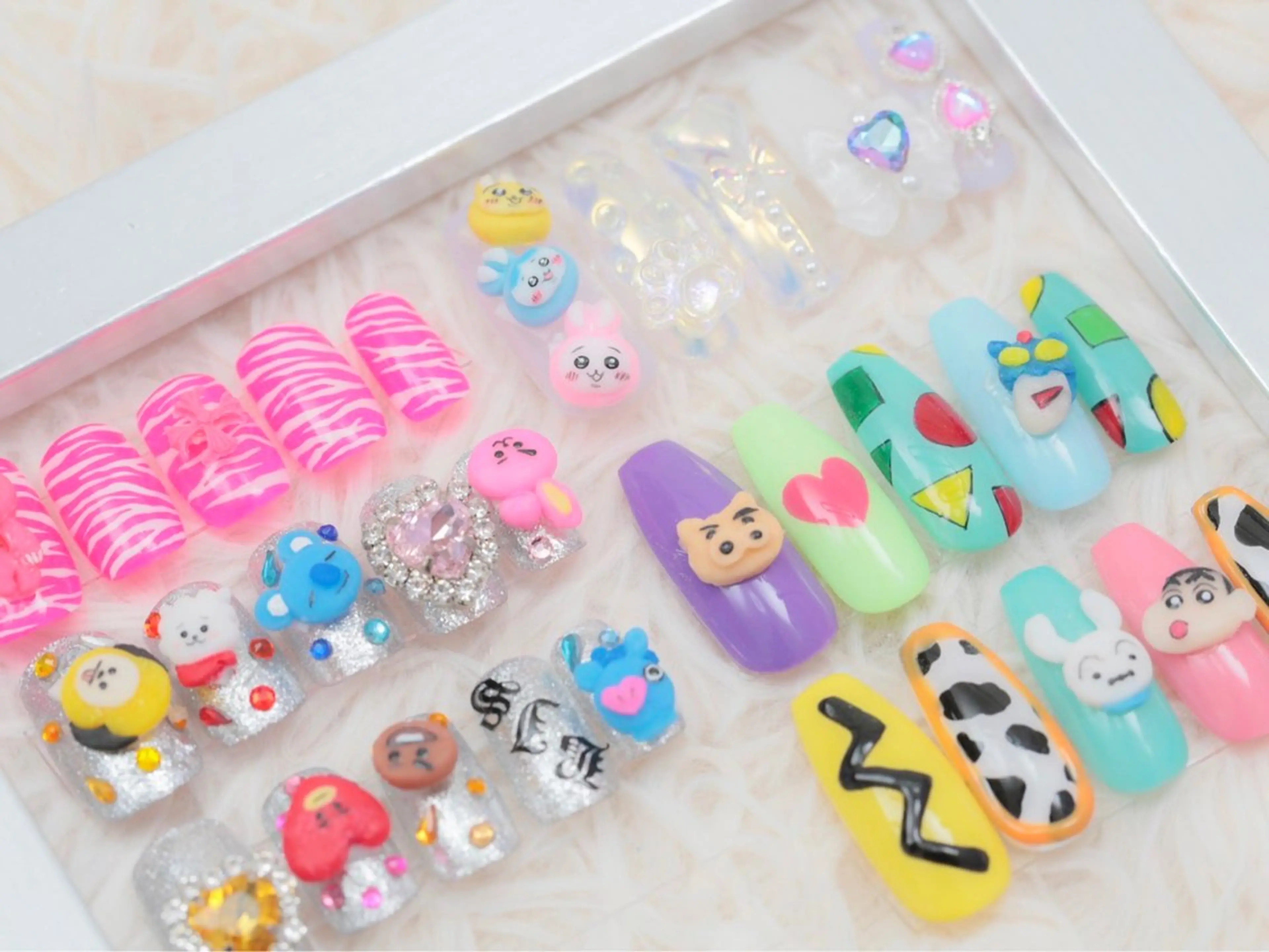 ネイル 8appy YUKITIN.Bのネイルデザイン