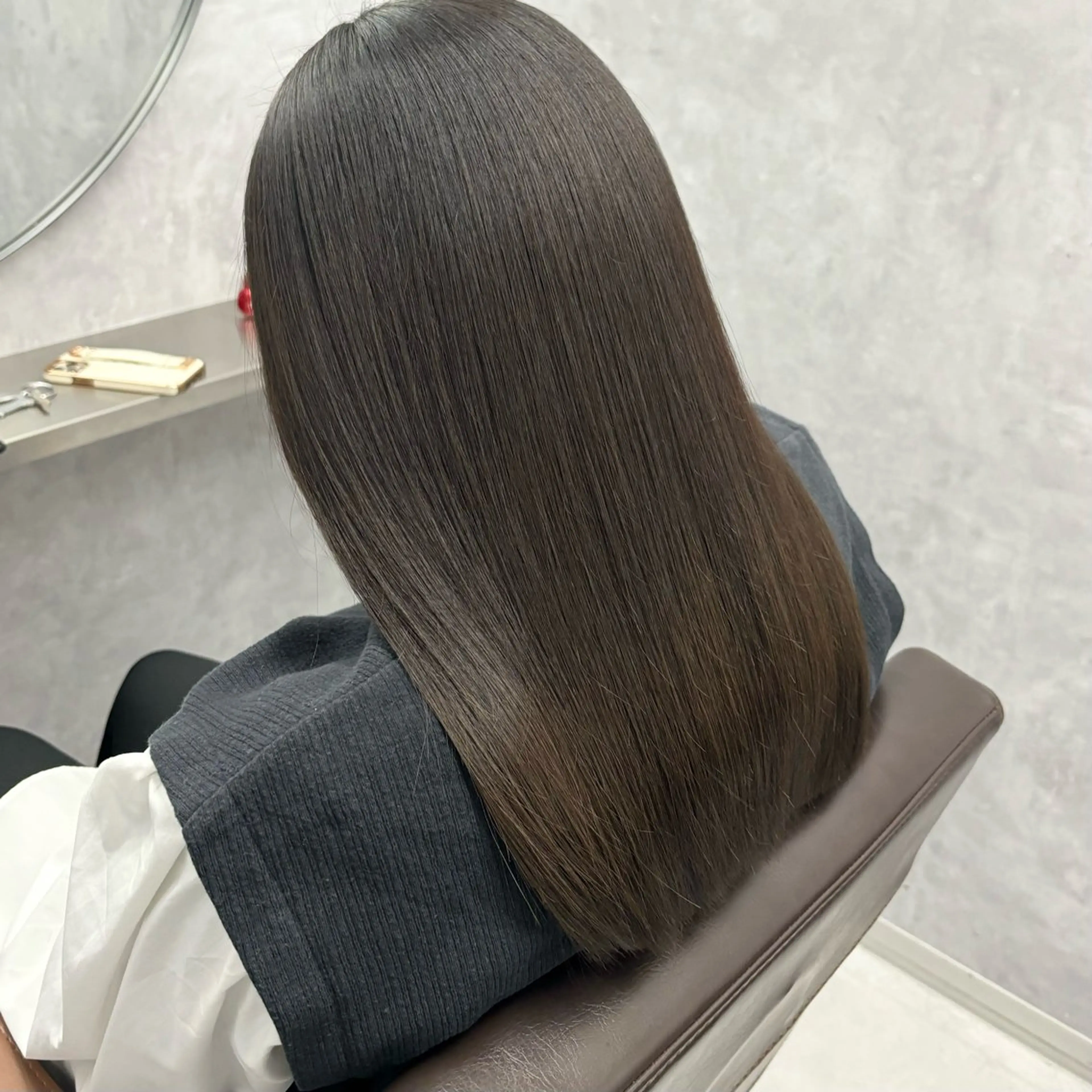 セミロング セミロングパーマ 顔周りカット 髪質改善 トリートメント NUMBER_ ユイナのヘアスタイル