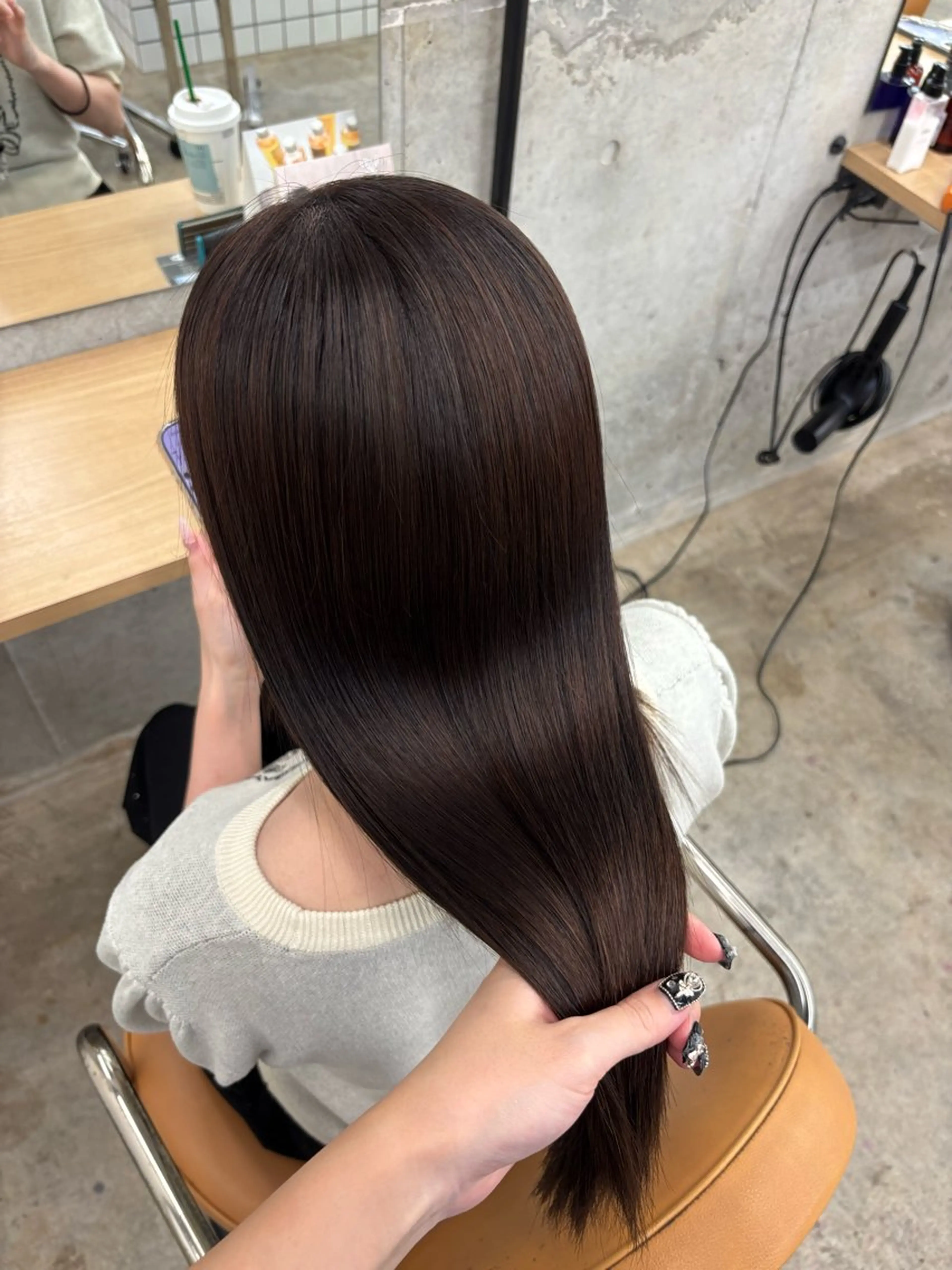 ロング 髪質改善 韓国風ヘア 縮毛矯正 トリートメント ダメージレス艶カラー MISAKI🦋のヘアスタイル