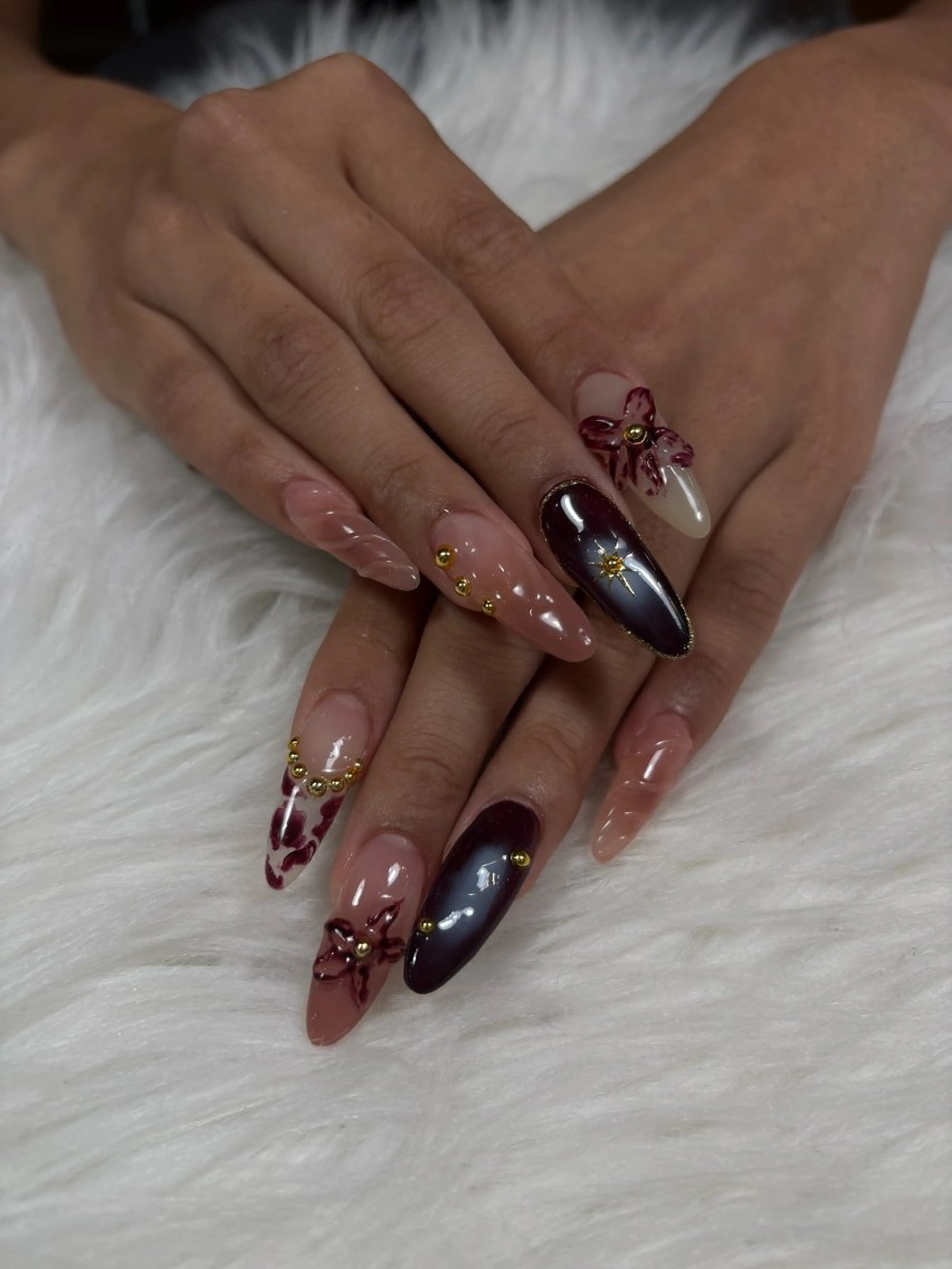 ネイル ハンドネイル 🦋Hina🦋 1月予約受付中✨のネイルデザイン