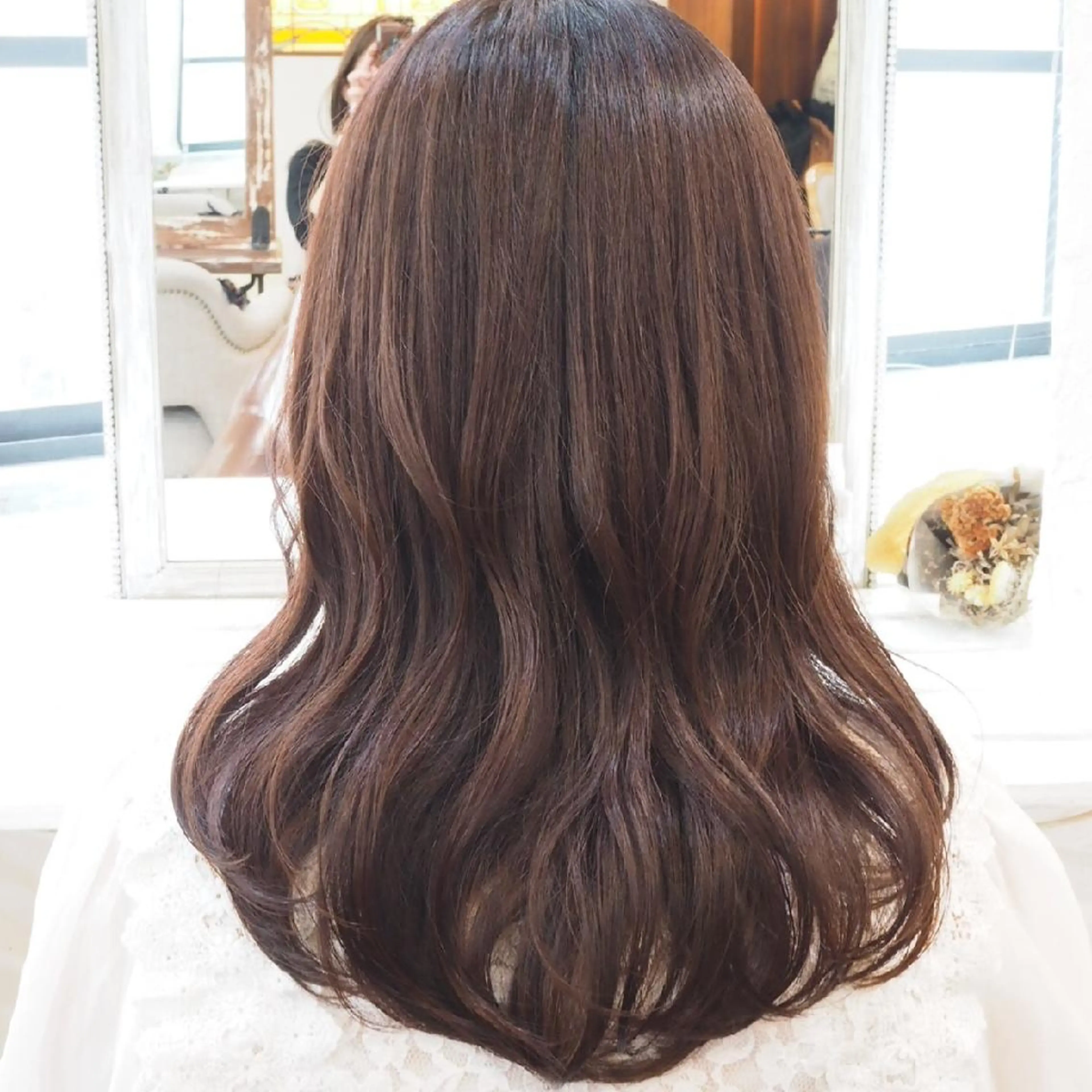 セミロング カラー すずき えりのヘアスタイル
