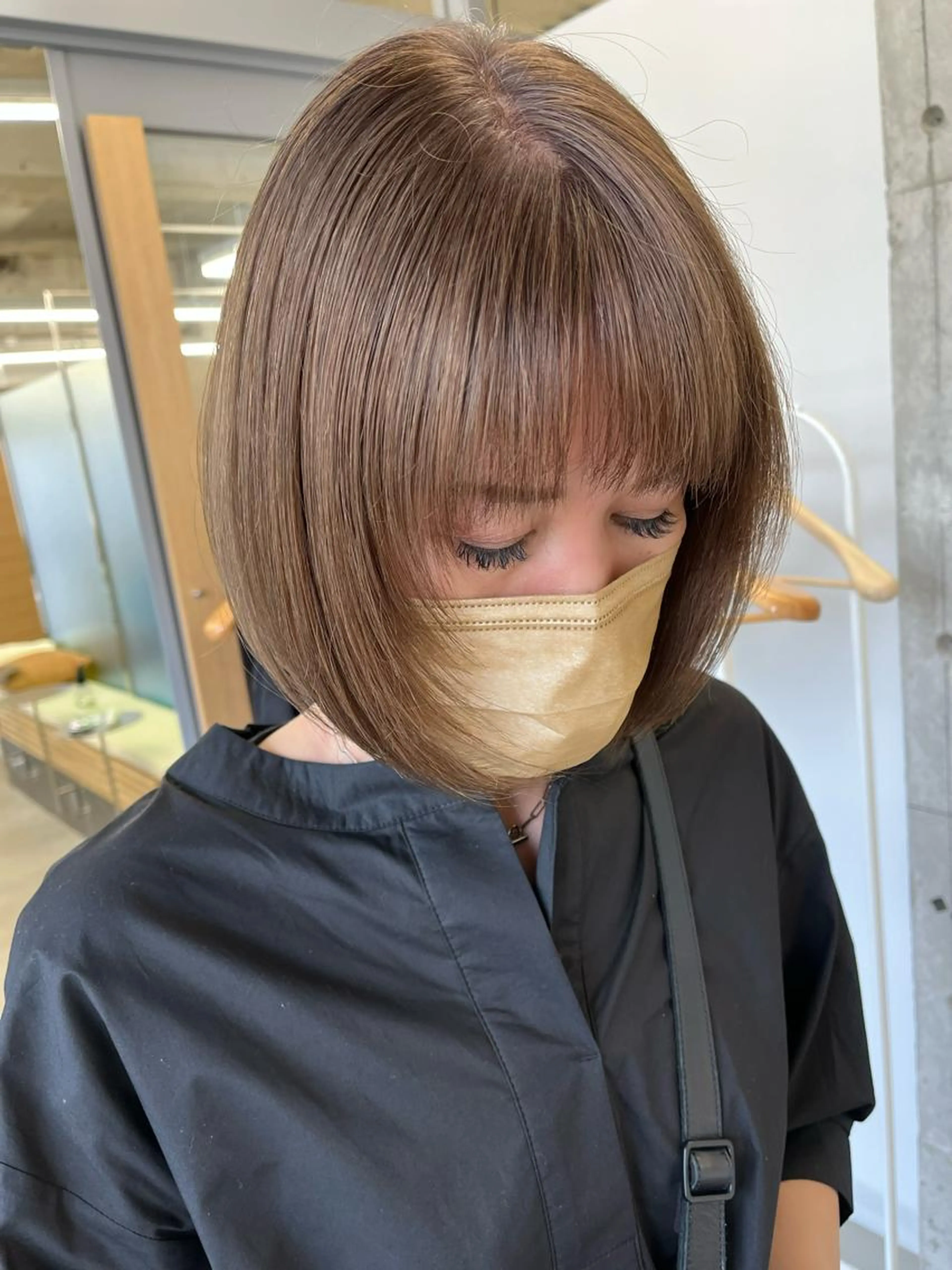 白髪染め落とし【ブリーチ】+オンカラー🌿ケアブリーチ使用🌿髪に必要な栄養補給付き🌿の写真