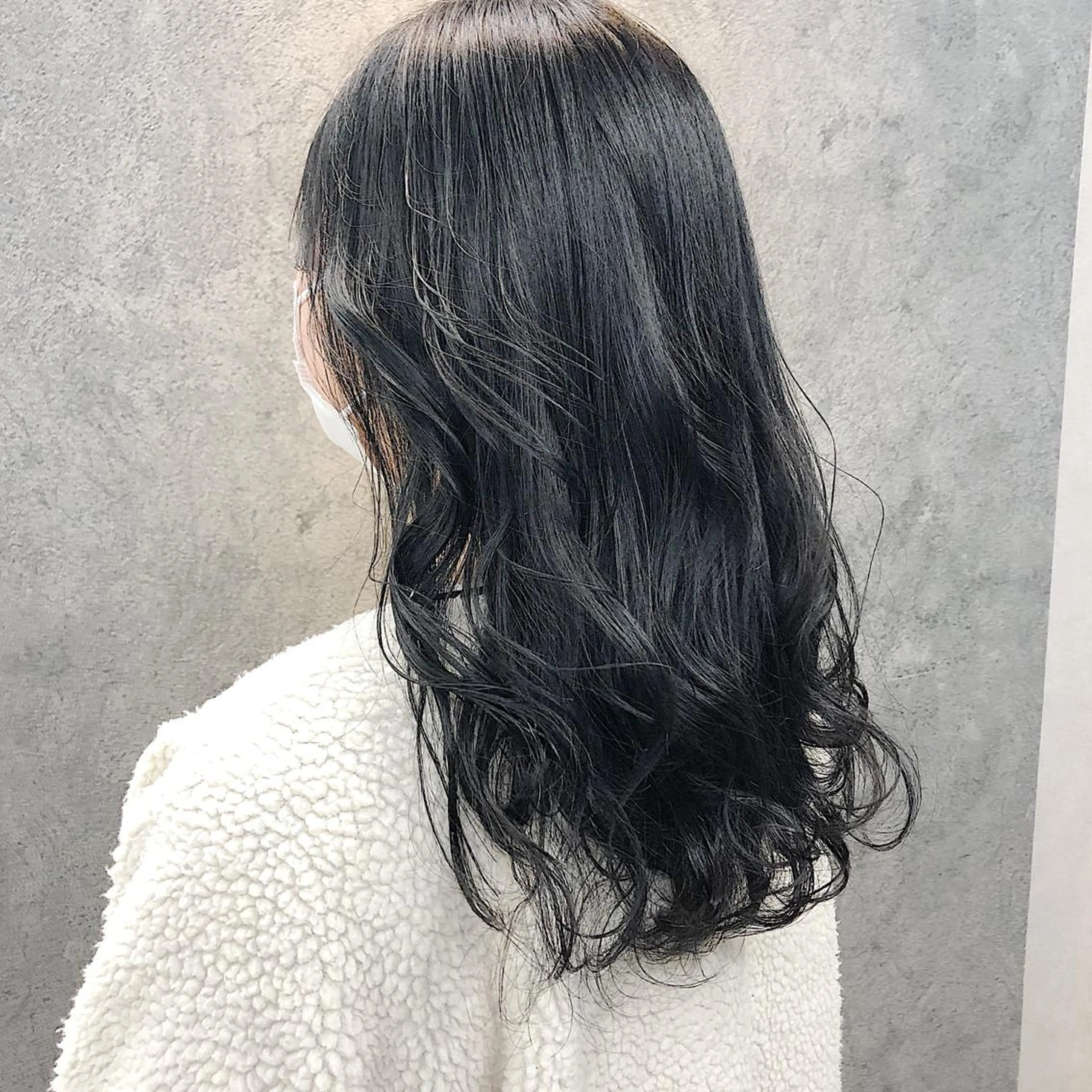 セミロング アッシュ カット ヘアカラー トリートメント 所渉/韓国レイヤー /ウルフカットのヘアスタイル