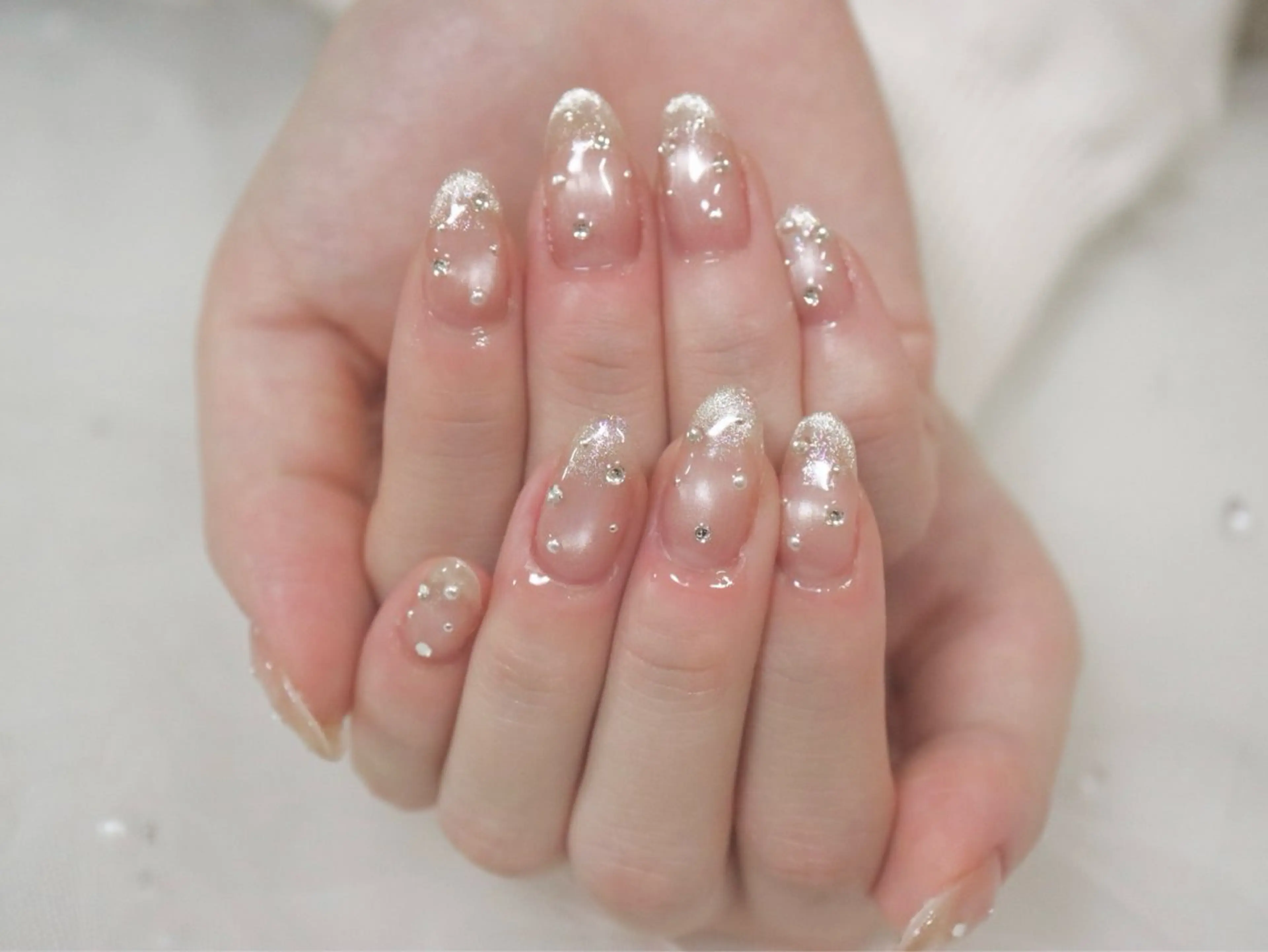 ネイル ハンドネイル なつか🍒口コミ好評 駅近1分 パラジェルのネイルデザイン