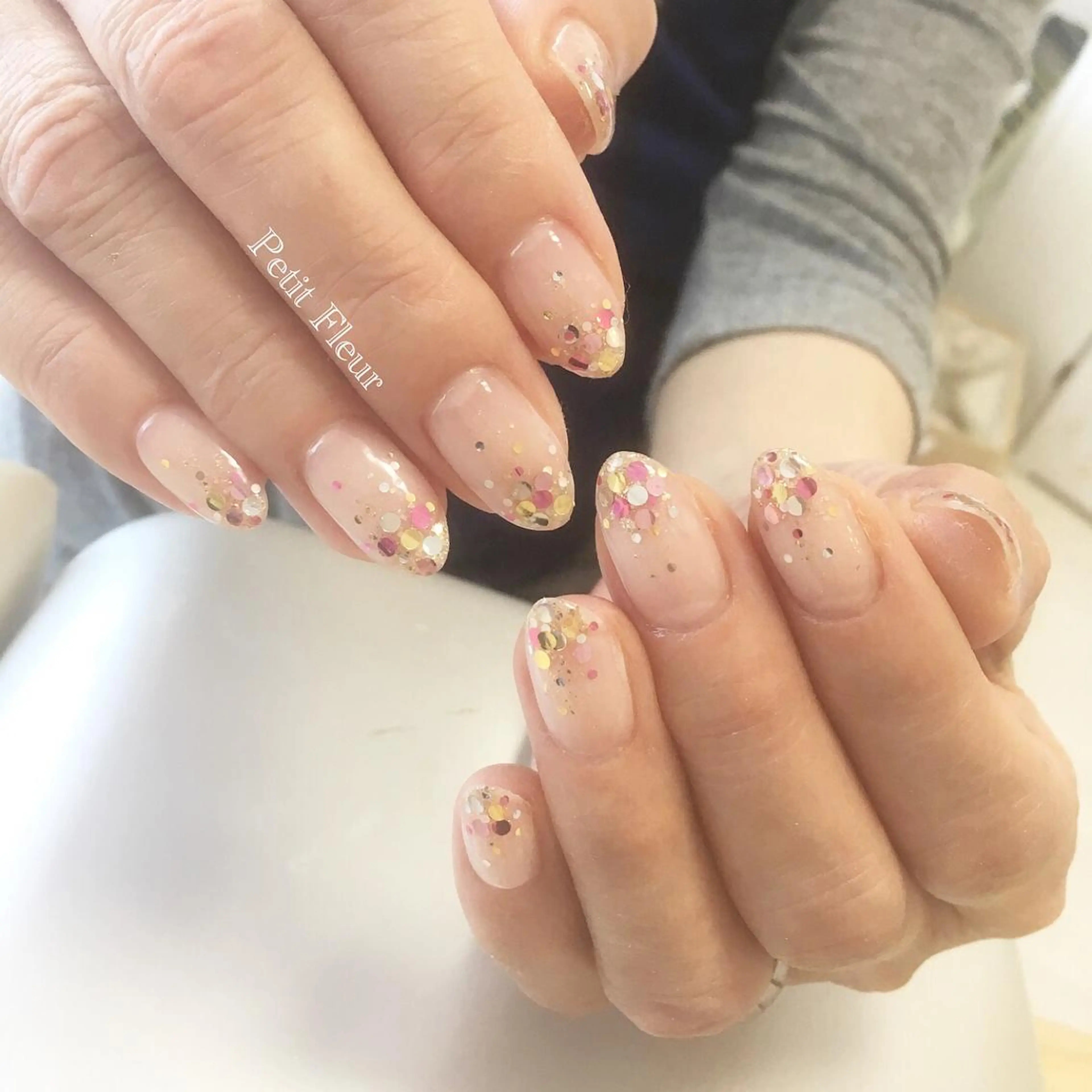 ネイル クリアネイル ホログラムネイル ラメ(グリッター) Petit Fleur所属・青柳 亜梨奈のマツエク・マツパデザイン