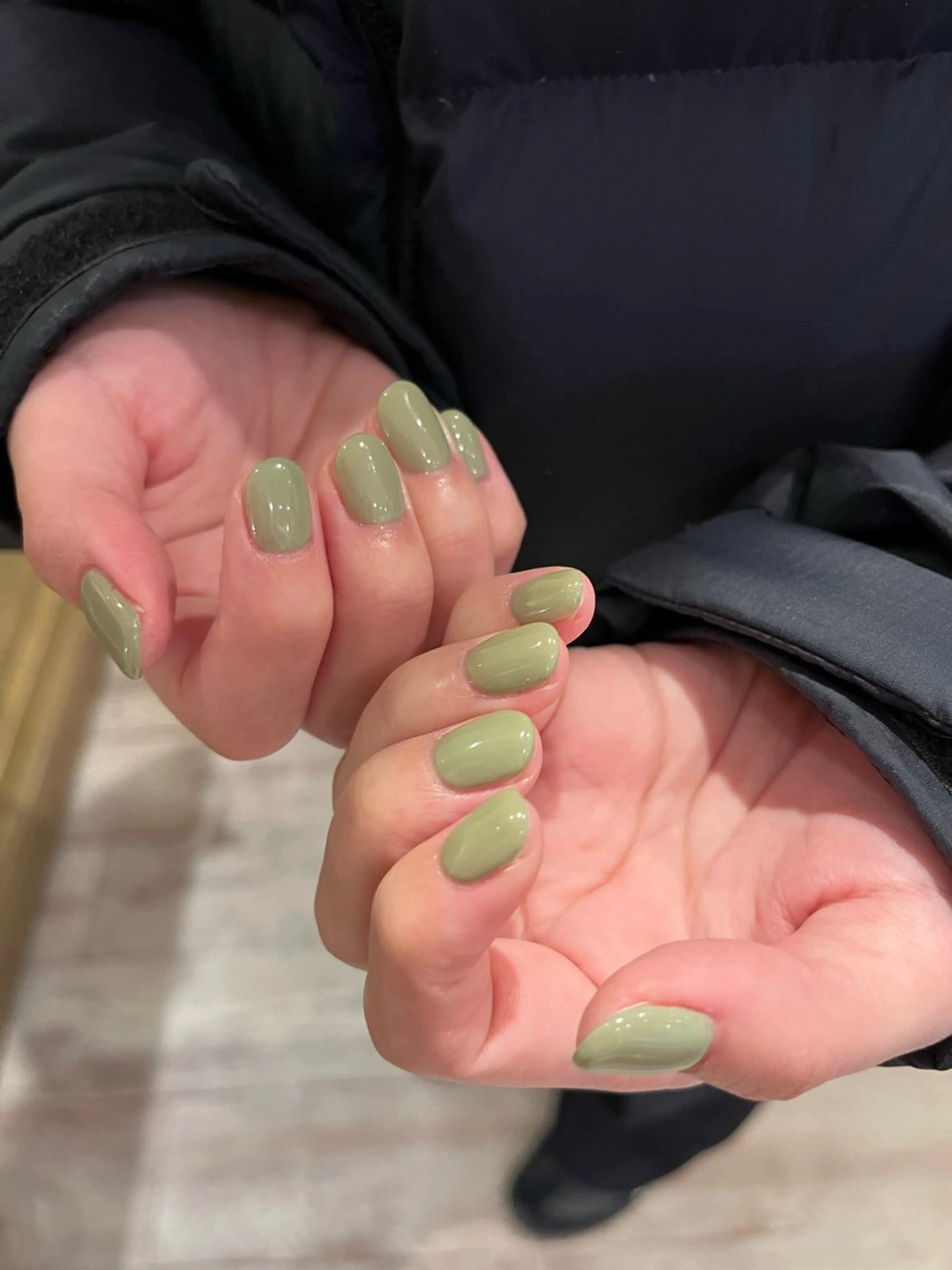 ネイル ハンドネイル une／YUKINA 🫧大人nuanceのネイルデザイン