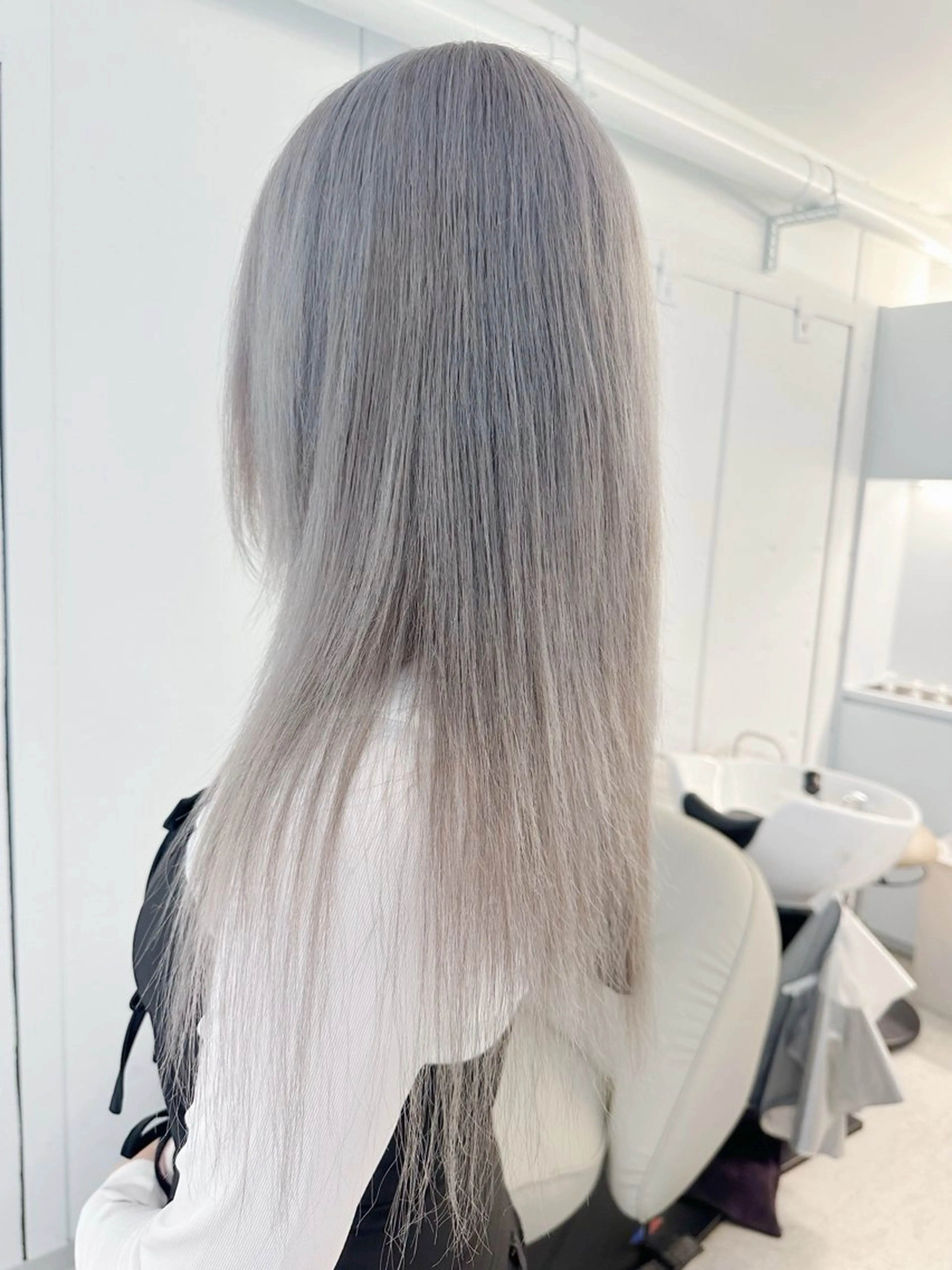 ロング ヘアカラー 梅田ハイトーン 🥣chiakiのヘアスタイル