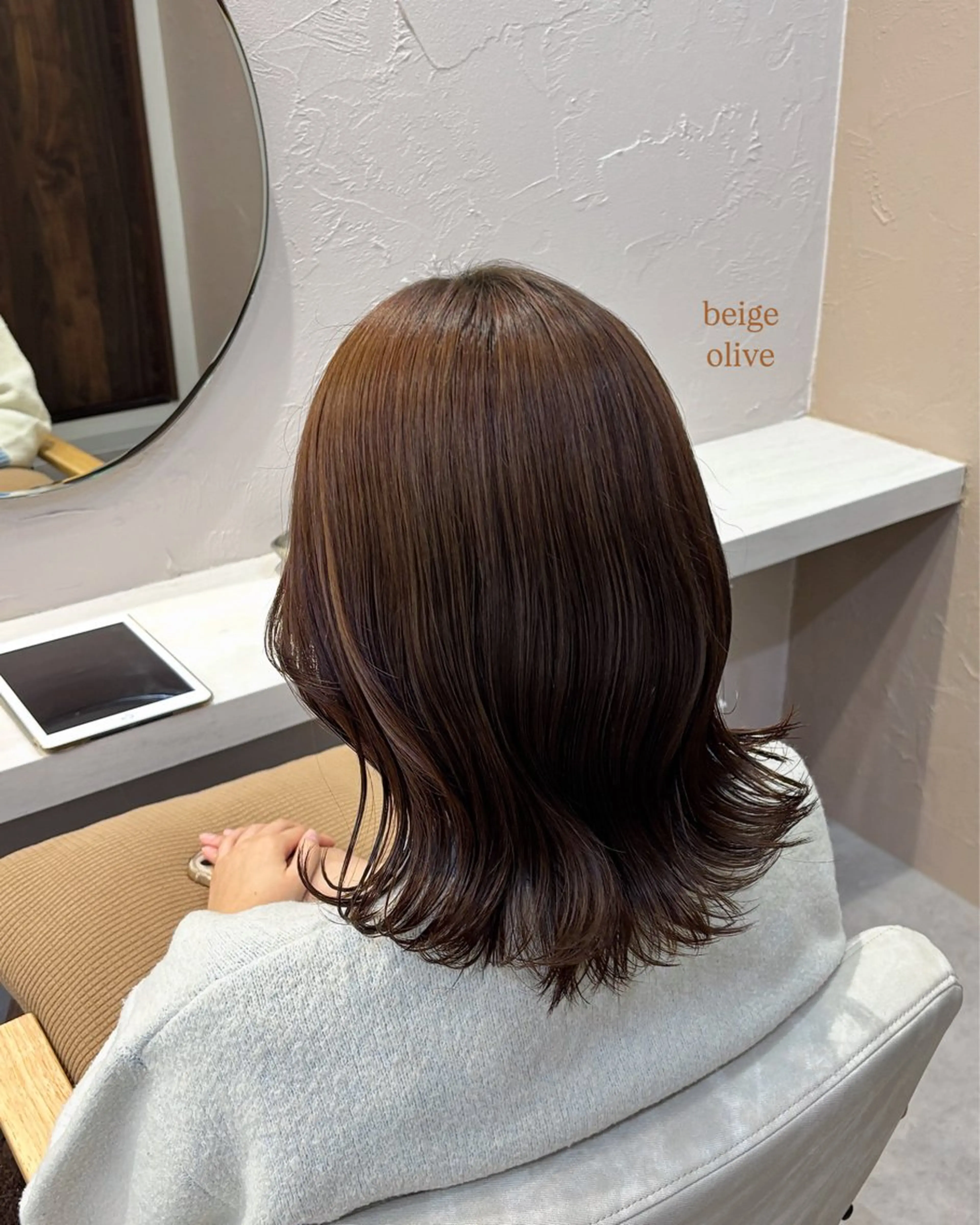 ミディアム カラー Ｆ.まひろ🎀 暖色カラー／ベージュのヘアスタイル