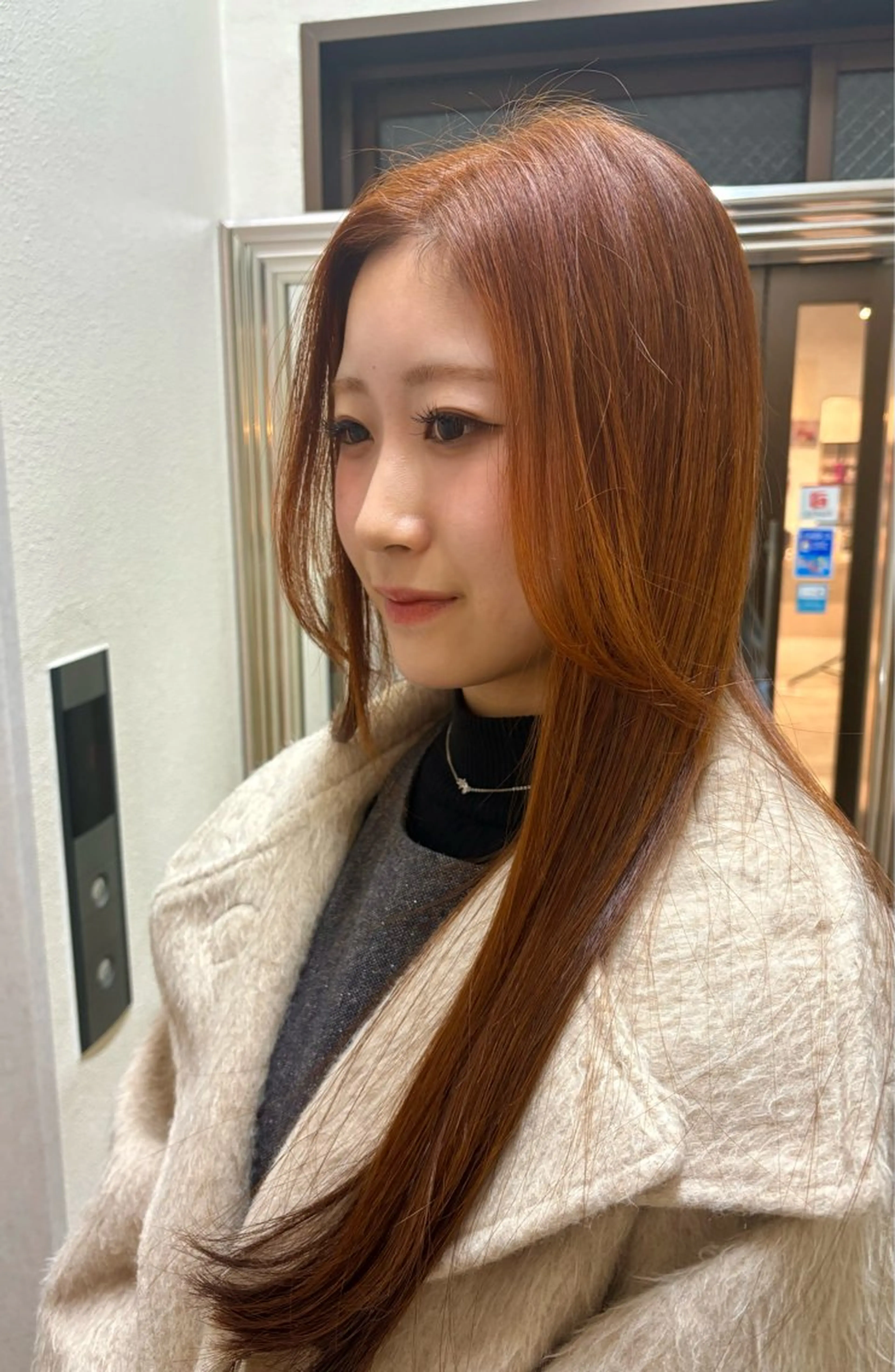 ロング オレンジブラウン ヘアカラー Yuri ~コワファースト長崎のヘアスタイル