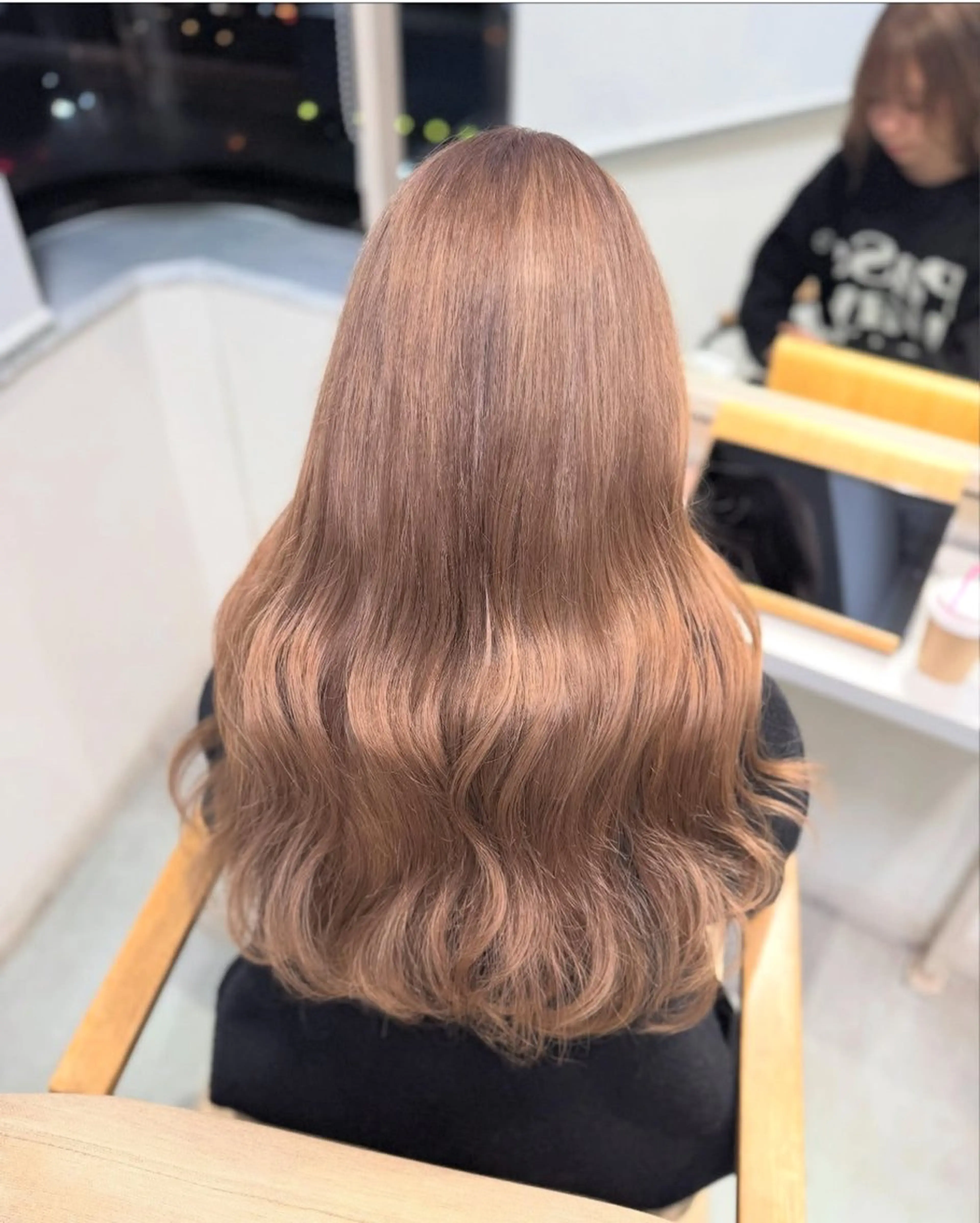 ロング カラー トリートメント ヘアカラー 梅田 ハイトーン shionのヘアスタイル