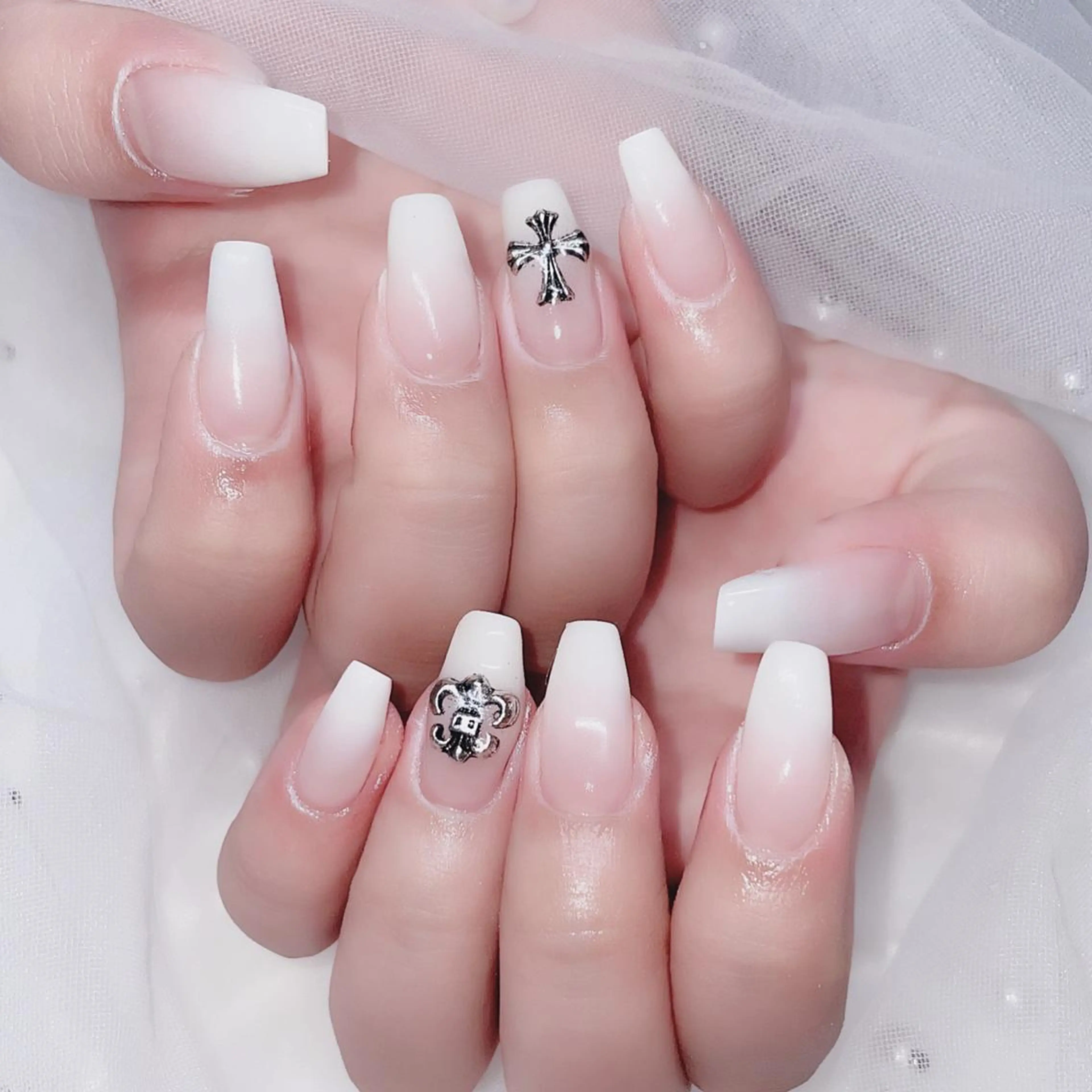 ネイル ハンドネイル merci nail所属・merci nailのネイルデザイン