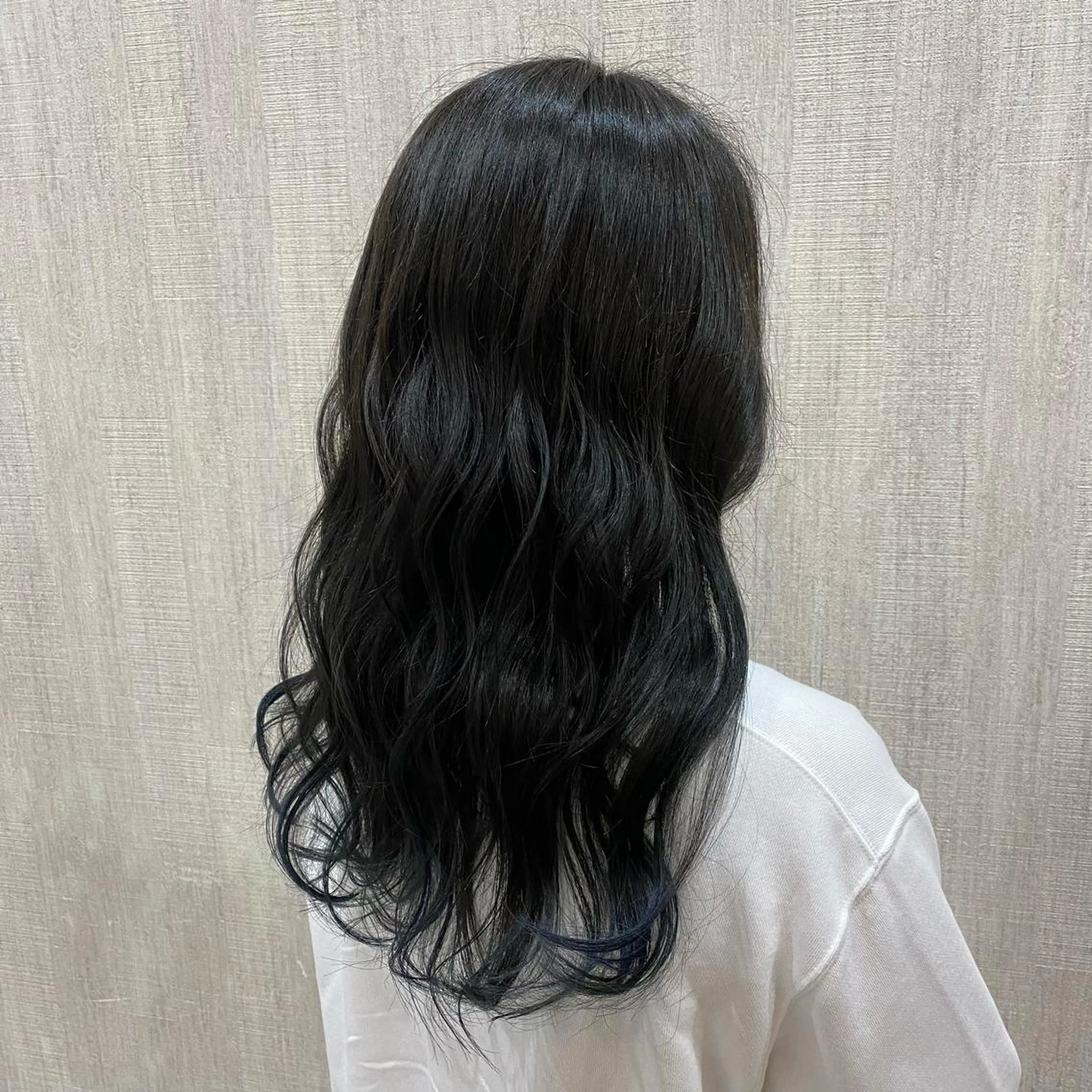 ロング カラー ヘアカラー トリートメント 🫧透け感⋆艶髪💎 山口アヤカのヘアスタイル