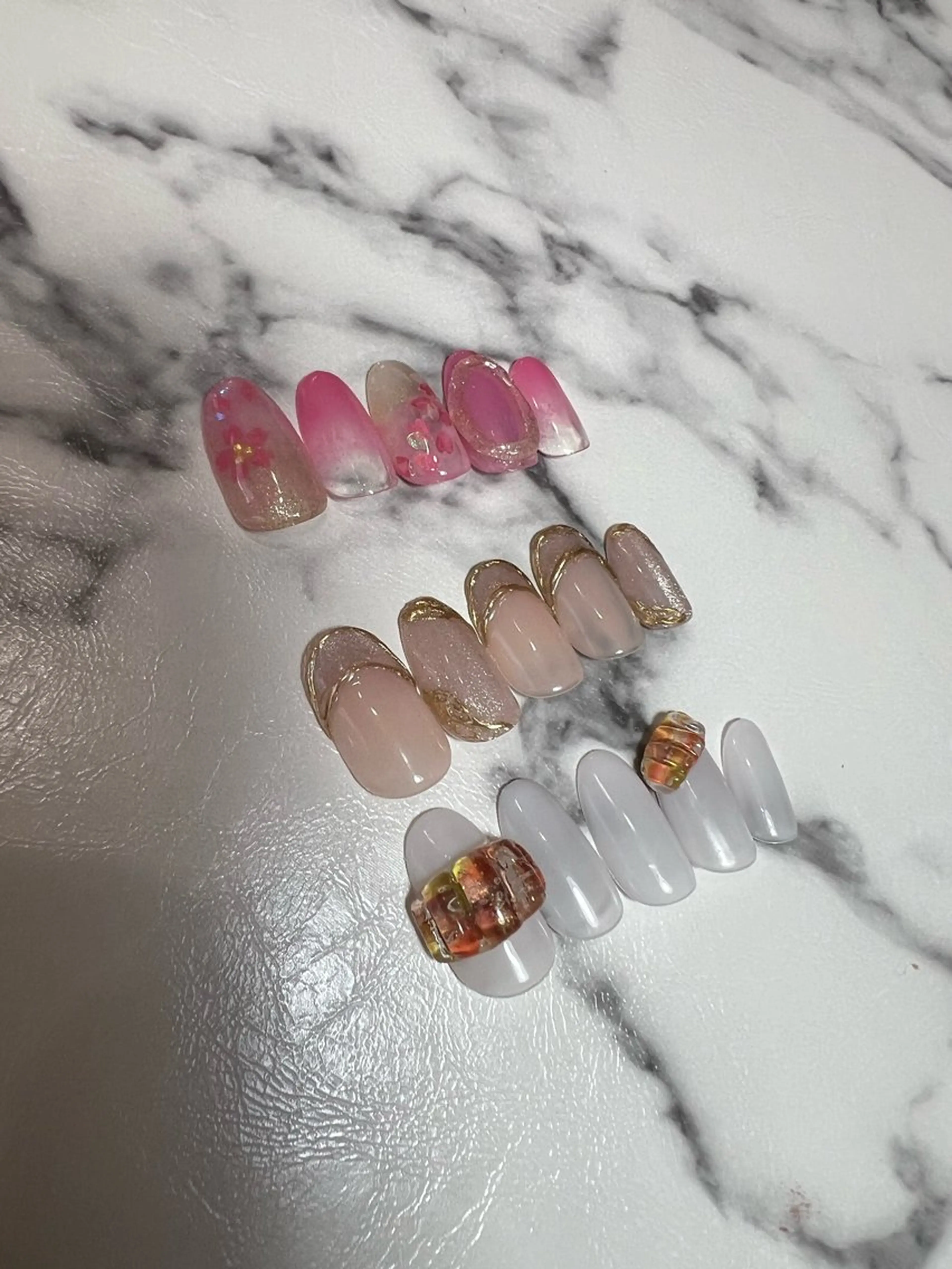 ネイル Luminous ⭐︎のネイルデザイン