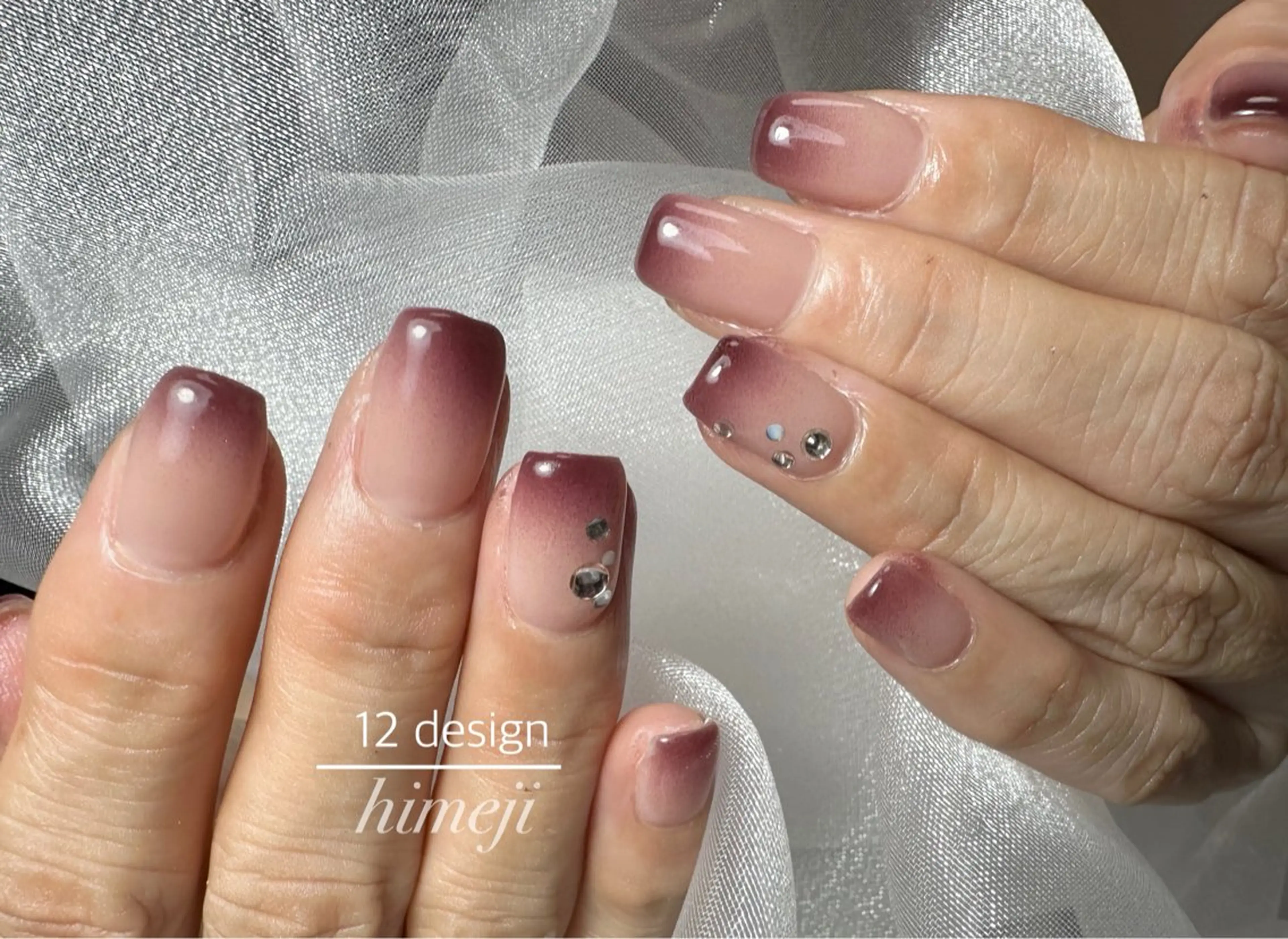 ネイル 12 designのネイルデザイン