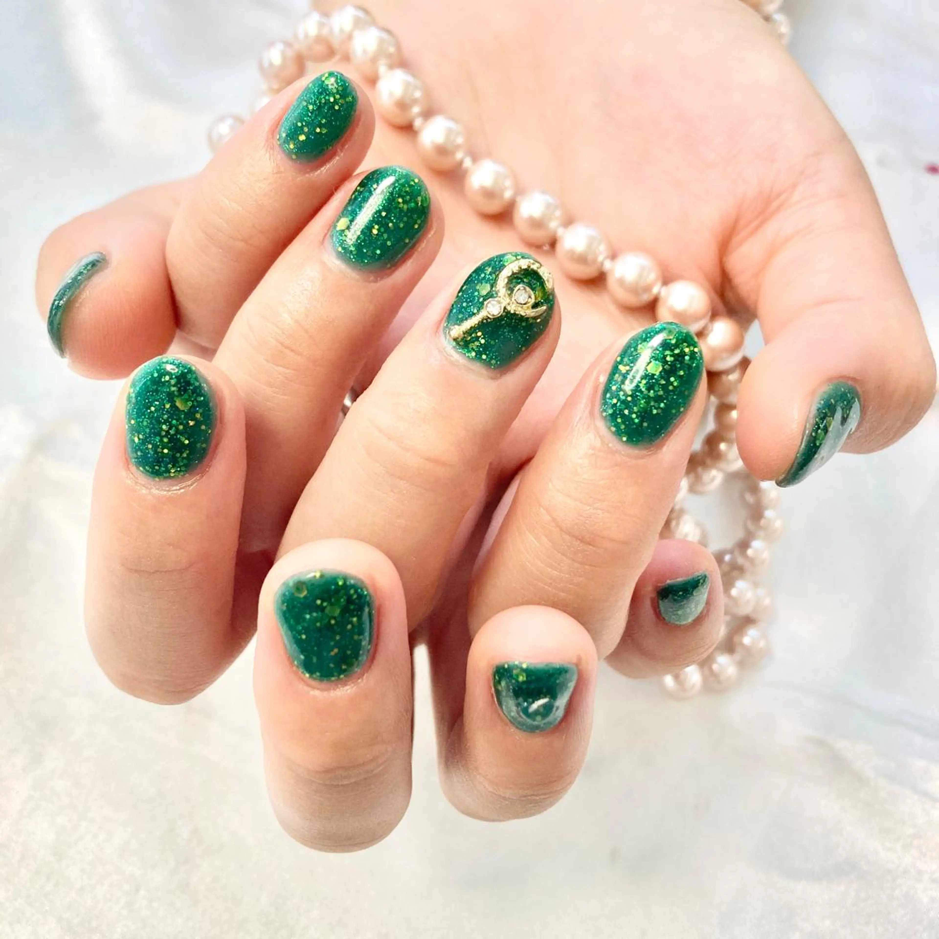 ネイル オーロラネイル フレンチネイル ジェルネイル グラデーション グリーン ハンドネイル 韓国ネイル/新大久保 /駅近　【Toko】のネイルデザイン