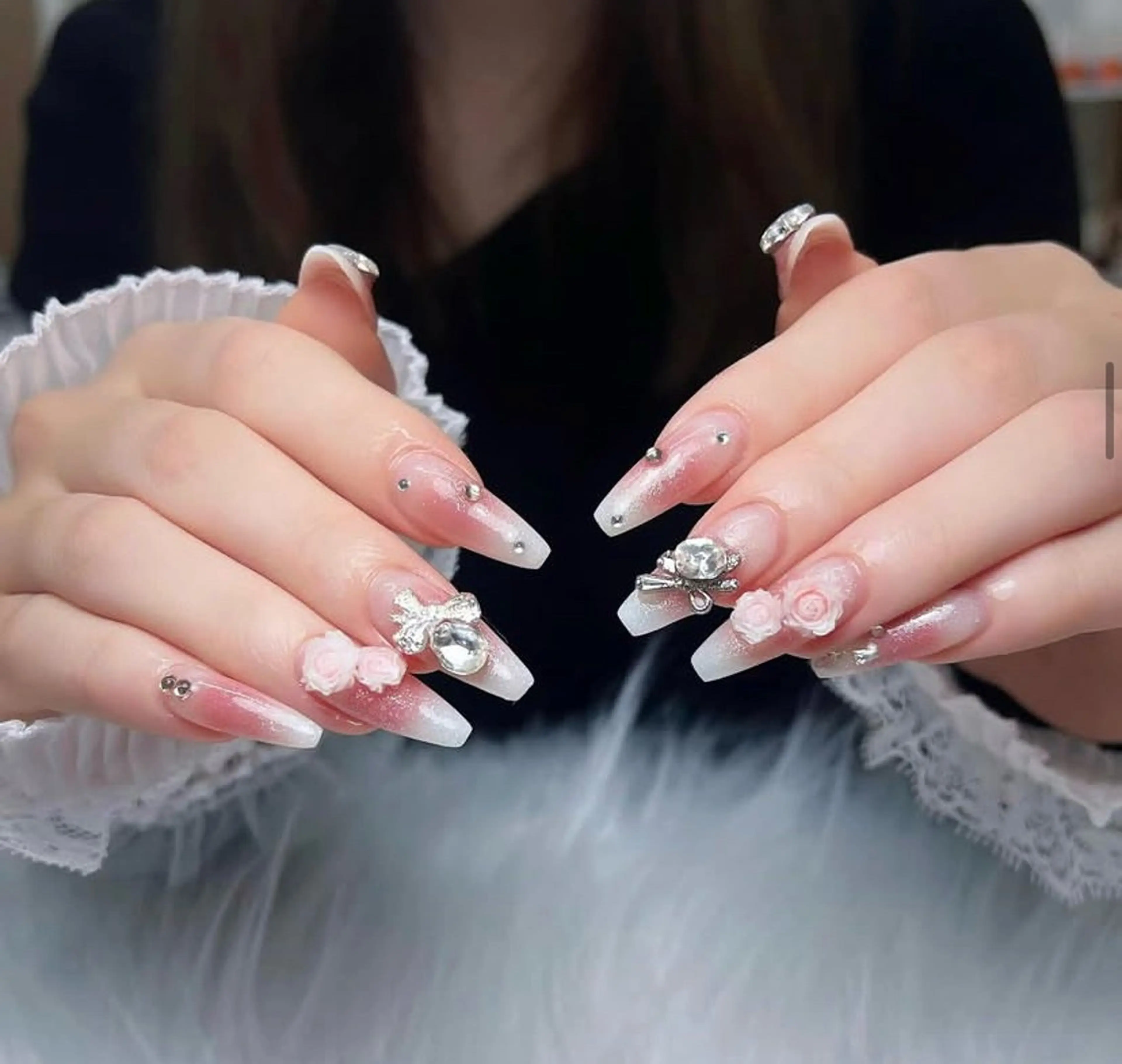 ネイル ハンドネイル Hin Nail Osaka所属・Hin Nailsのネイルデザイン