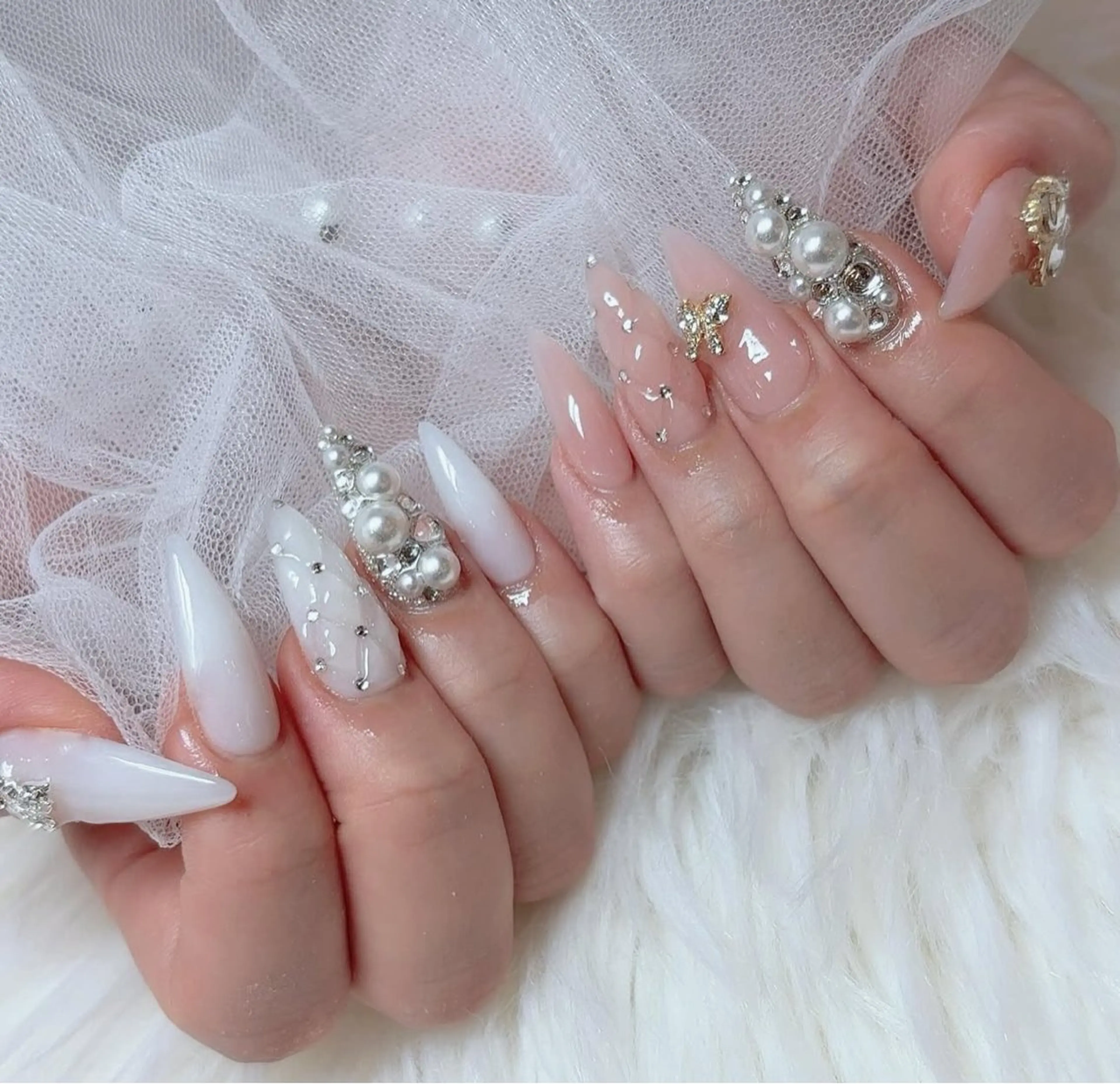 ネイル 成人式 ロングネイル マグネットネイル 大理石ネイル(マーブル) リボン ハンドネイル LilyLala Nailsalonのネイルデザイン