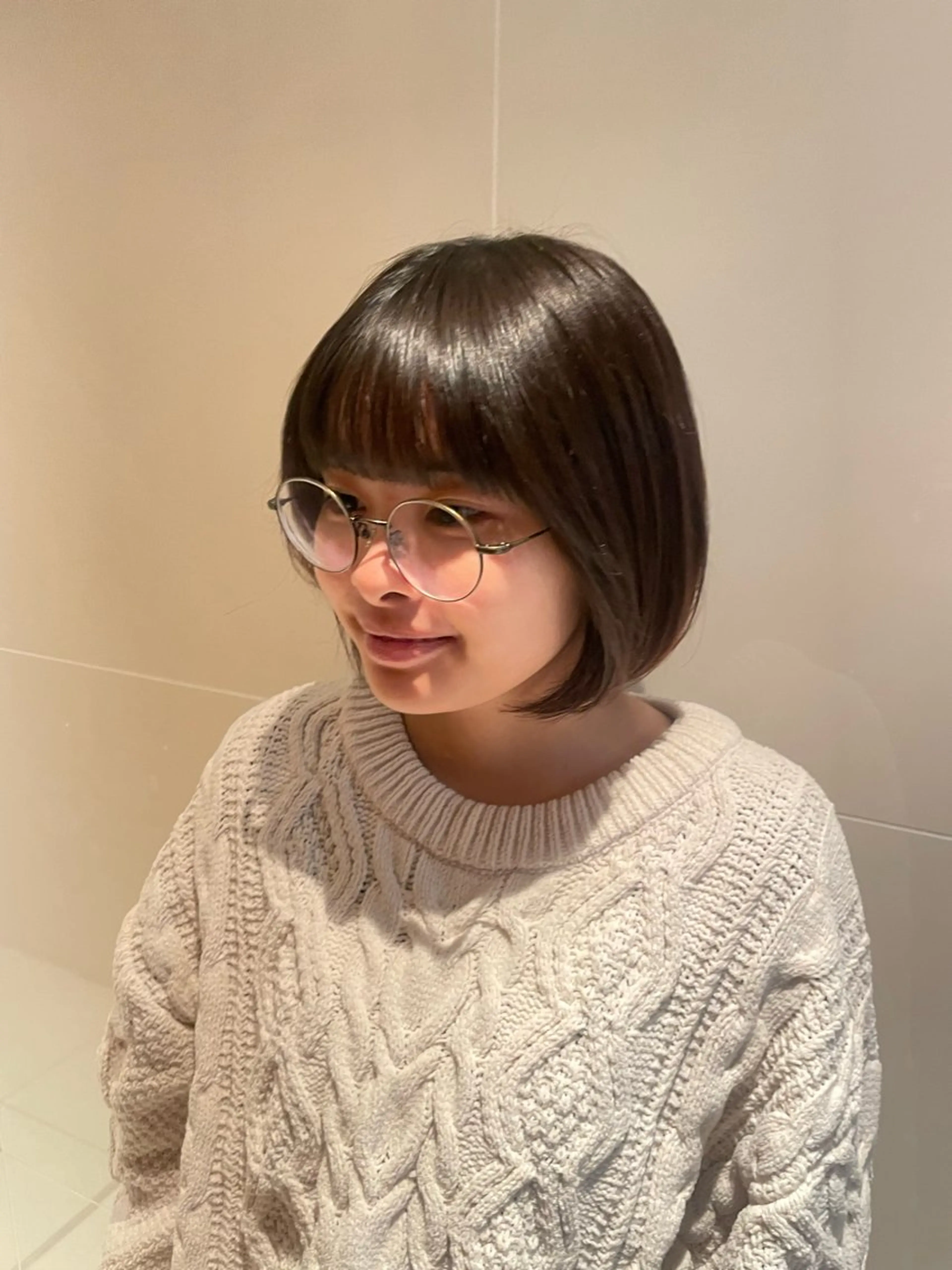 ショート ボブ chihiro / ミディアムカットのヘアスタイル