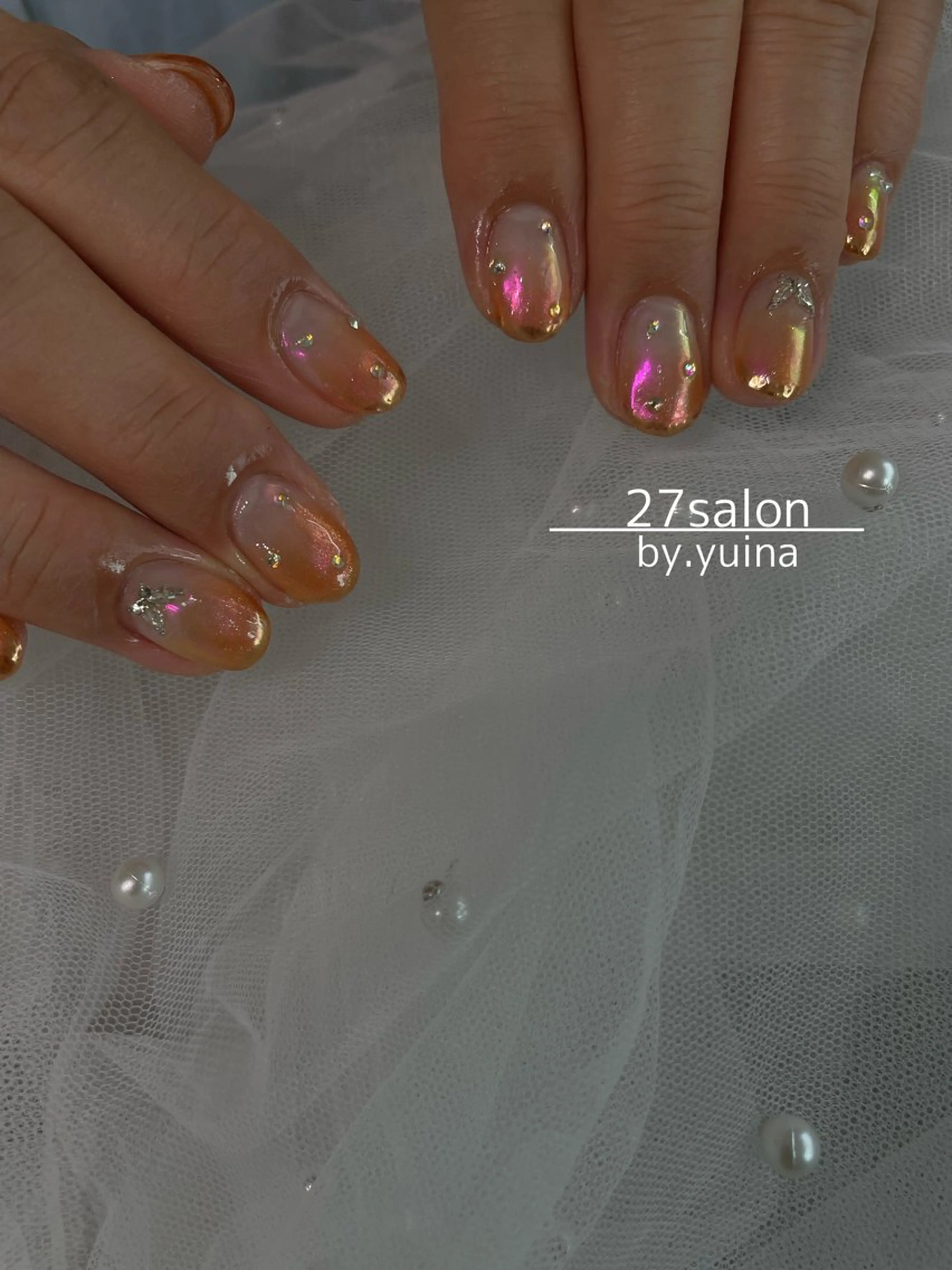 ネイル オーロラネイル グラデーション オレンジ ハンドネイル 27salon yuinaのネイルデザイン