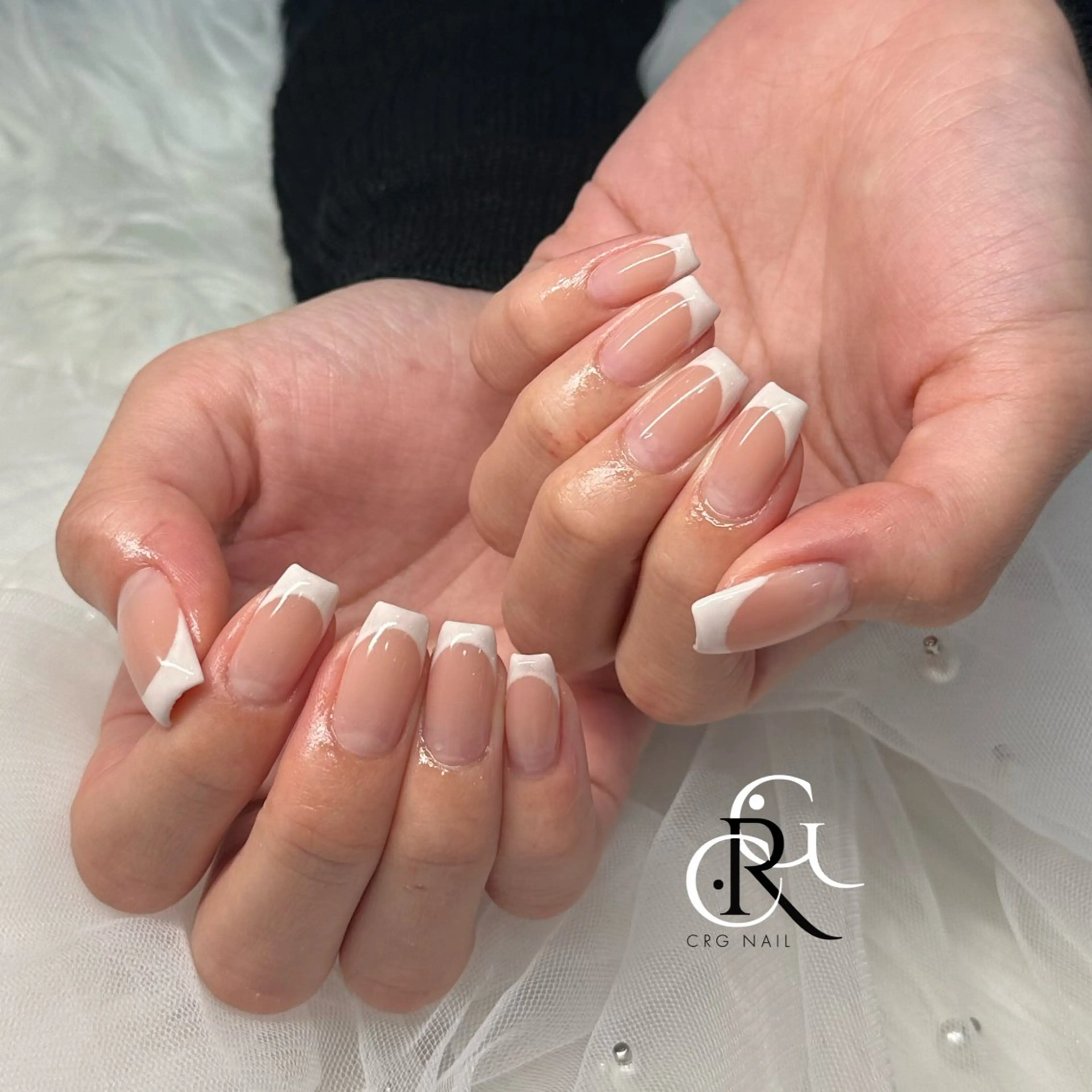 ネイル フレンチネイル ハンドネイル 美フォルム✨ CRG　RURIのネイルデザイン