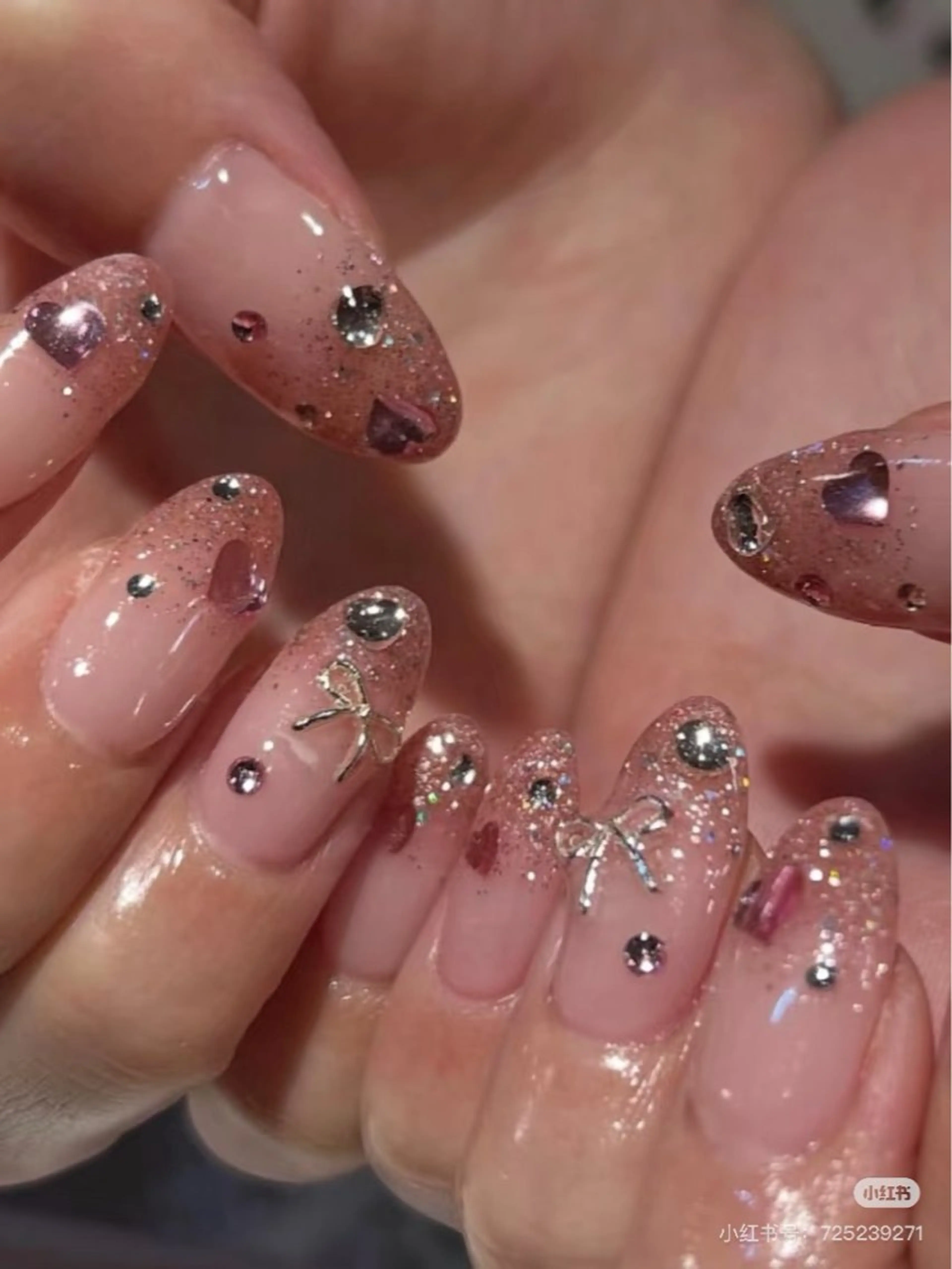 ネイル ハンドネイル ロータス ネイルサロンのネイルデザイン