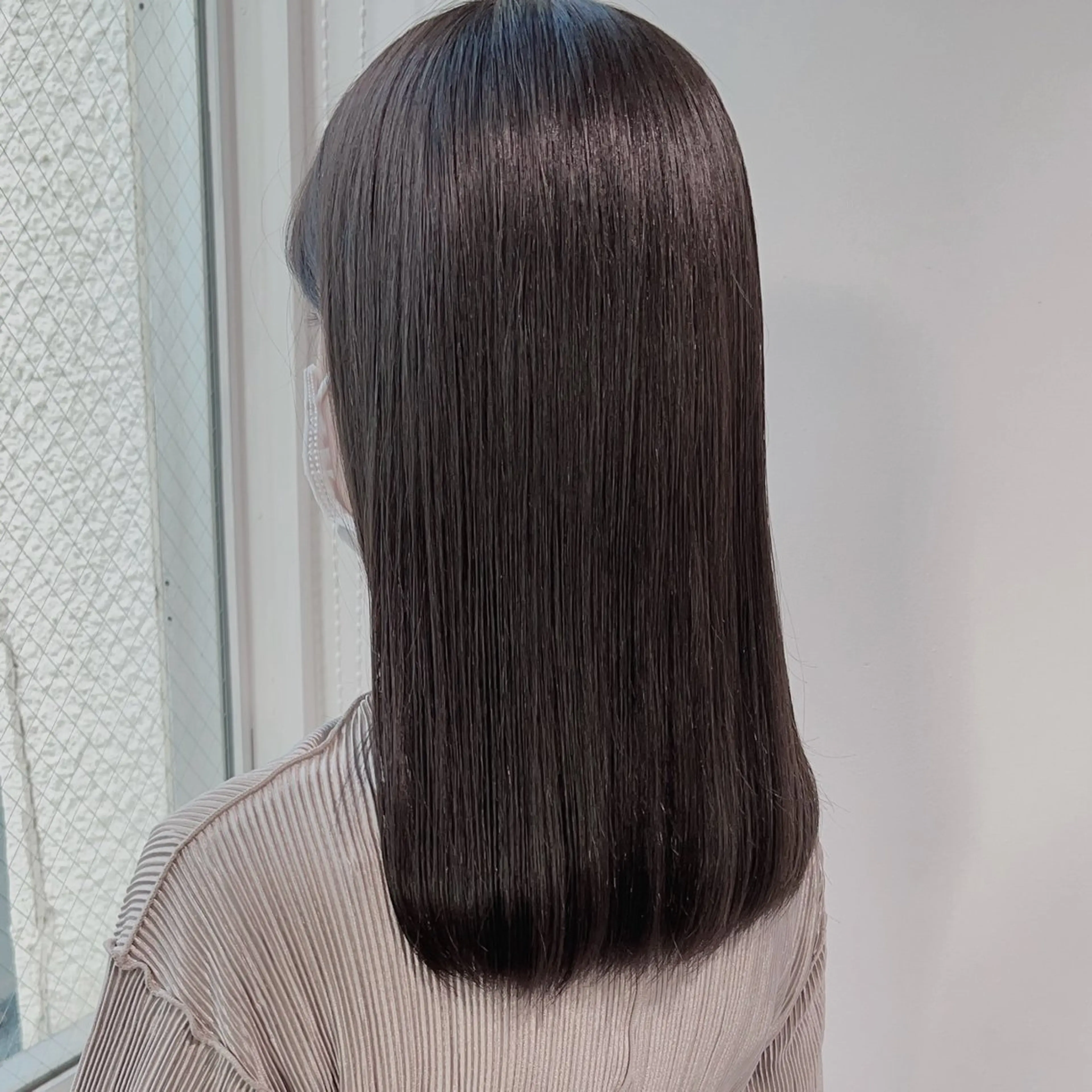 ロング カラー ヘアカラー トリートメント 𓏸レイヤー髪質改善 透けカラーカノン🫧のヘアスタイル