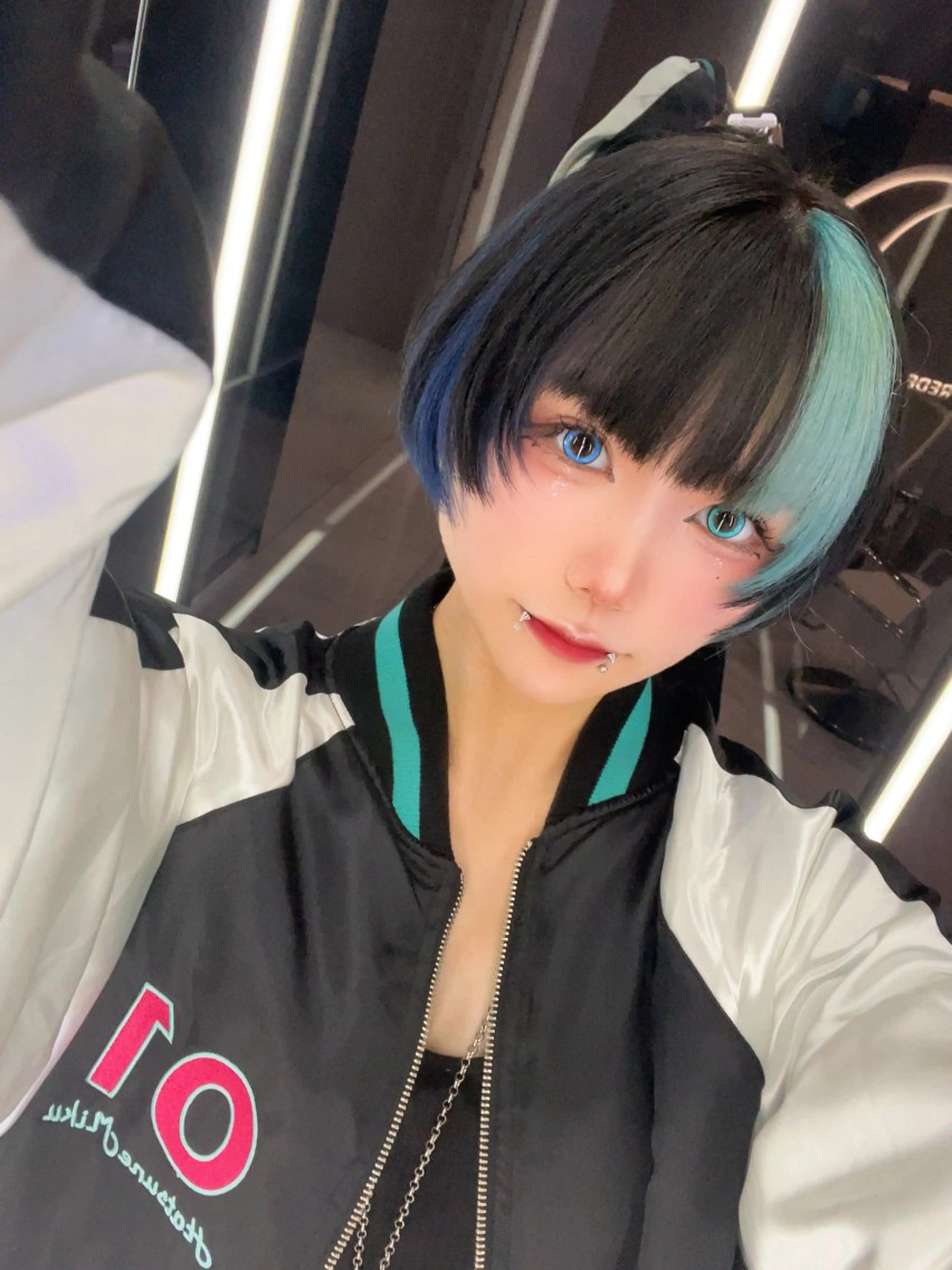 ショート REDEAL 渋谷所属・こうき/縮毛矯正/ ブリーチ縮毛矯正のヘアスタイル