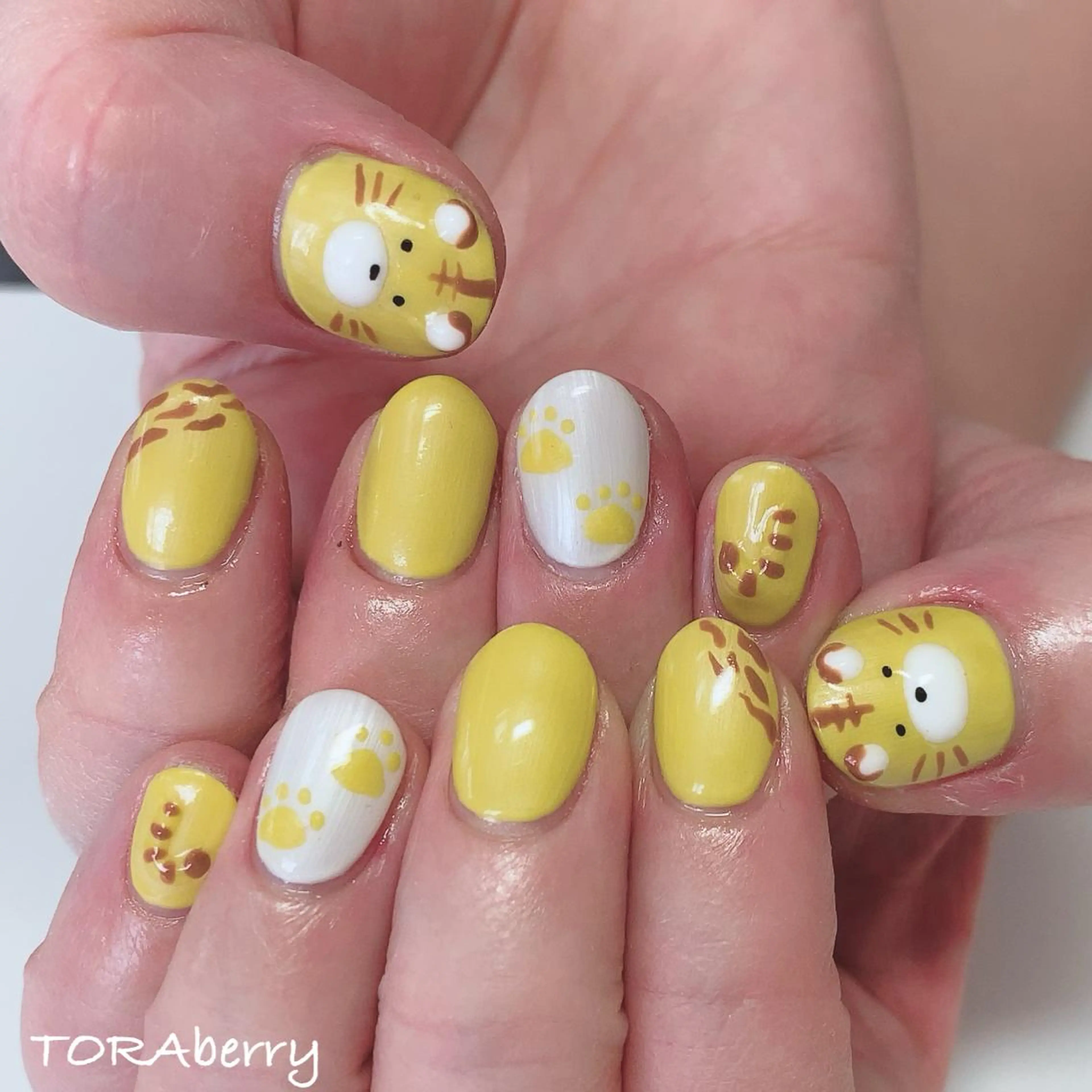 ネイル ハンドネイル ネイリスト なつみのネイルデザイン