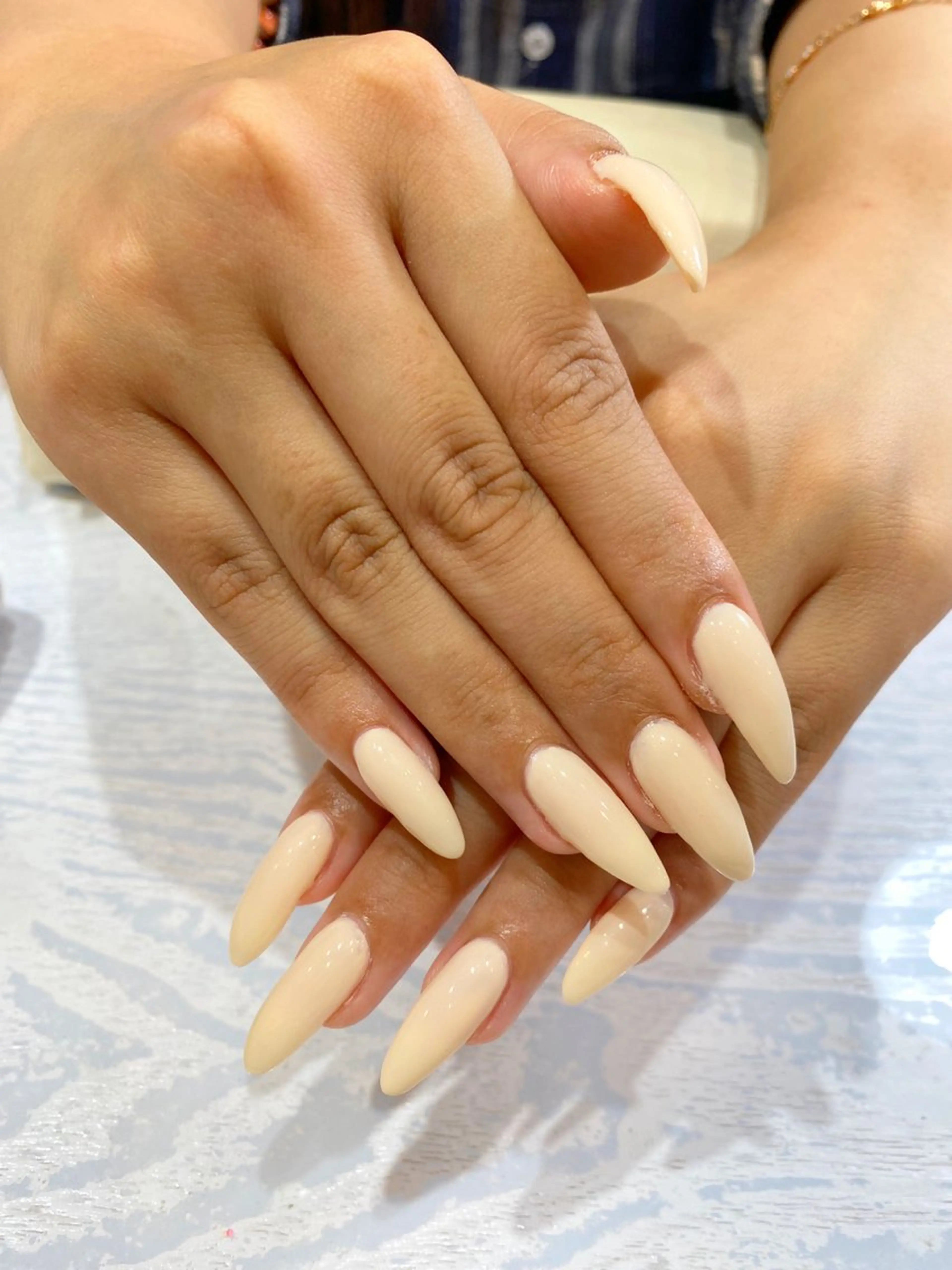 ネイル ジェルネイル ワンカラーネイル パラジェル Nest 岩崎のネイルデザイン