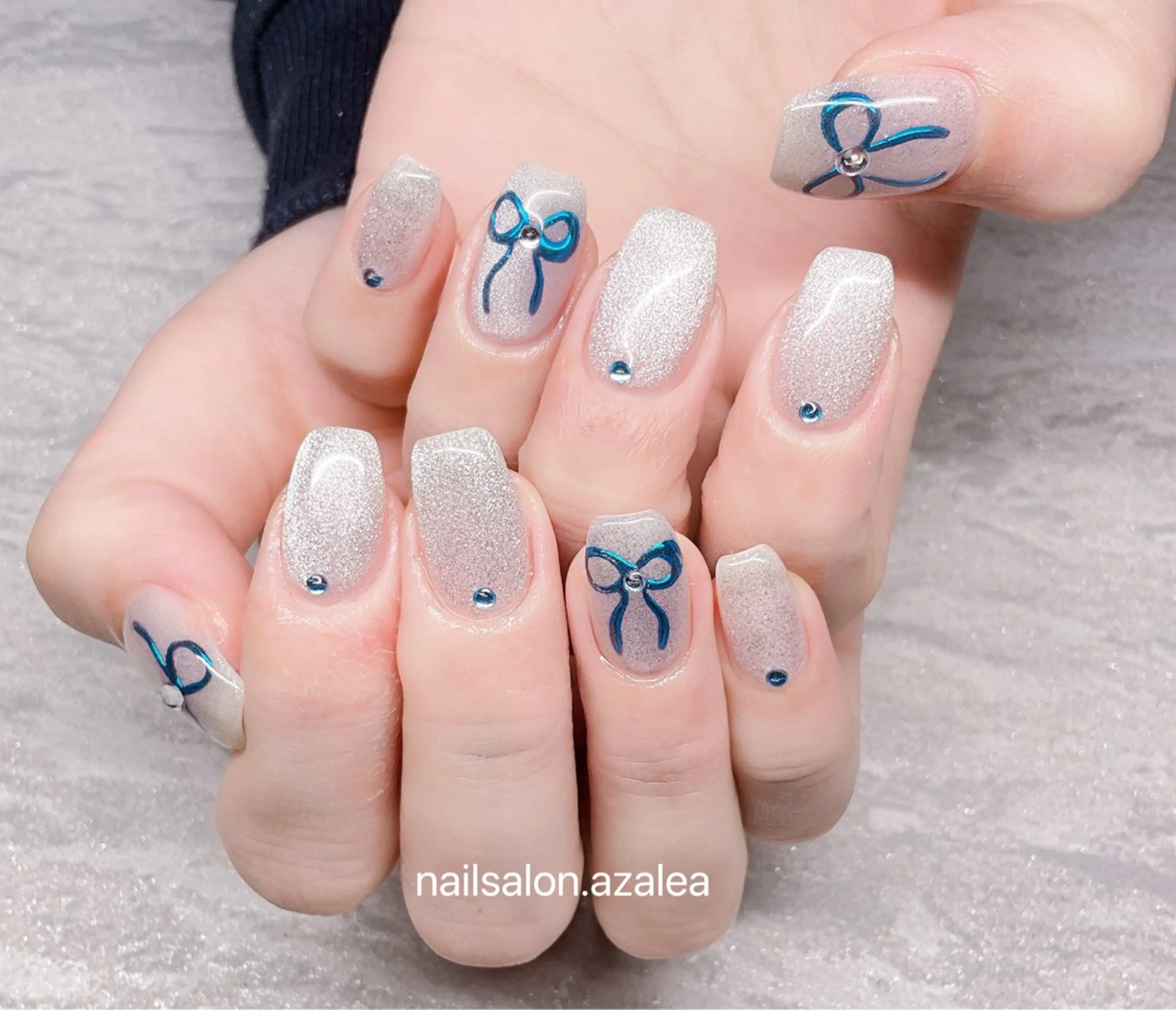 ネイル ハンドネイル R inのネイルデザイン