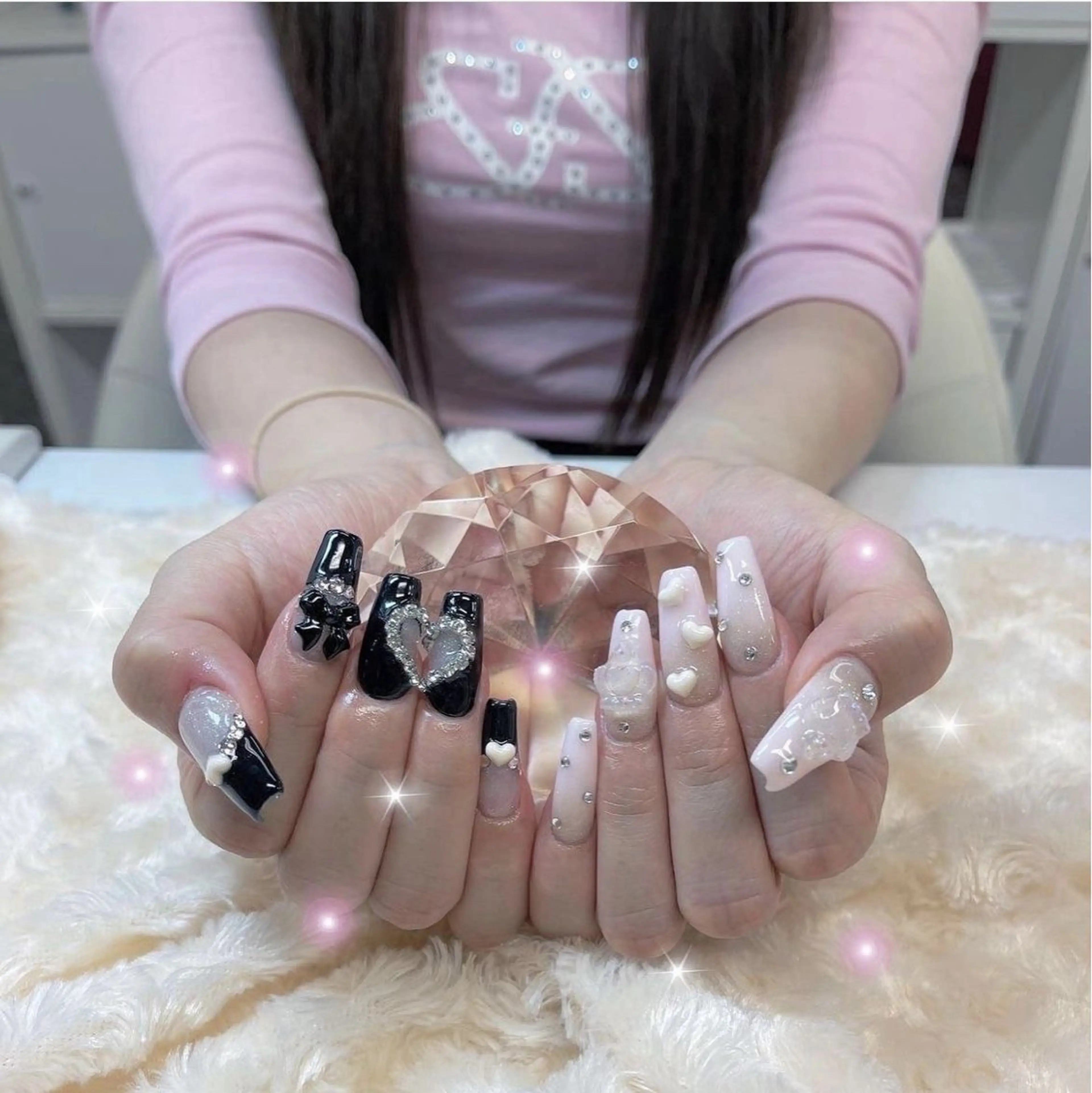 ネイル マグネットネイル ピンク ネイルチップ 冬ネイル Lee Nailsのネイルデザイン