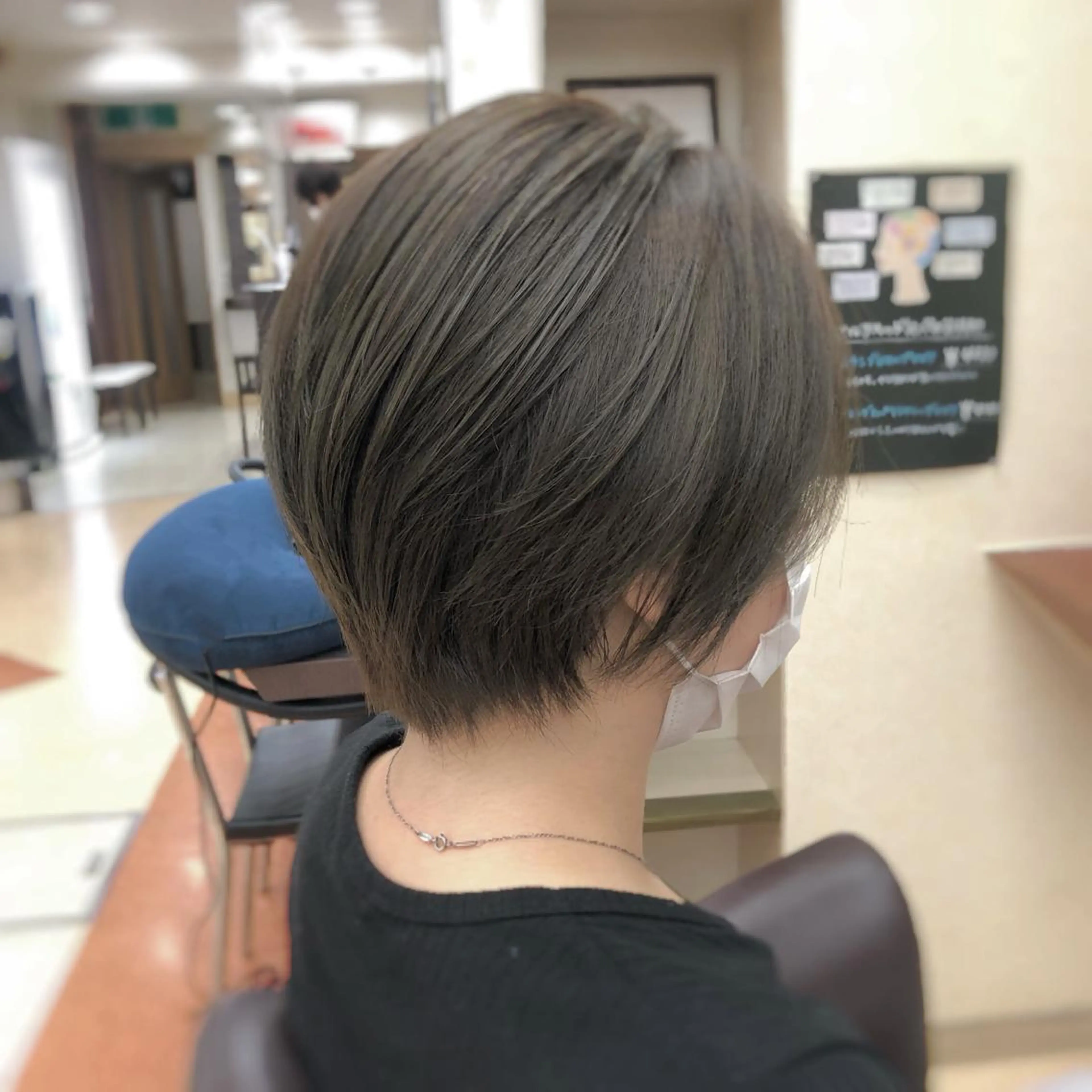 ショート 【ニュアンスカラー・ 髪質改善】スズキカナのヘアスタイル