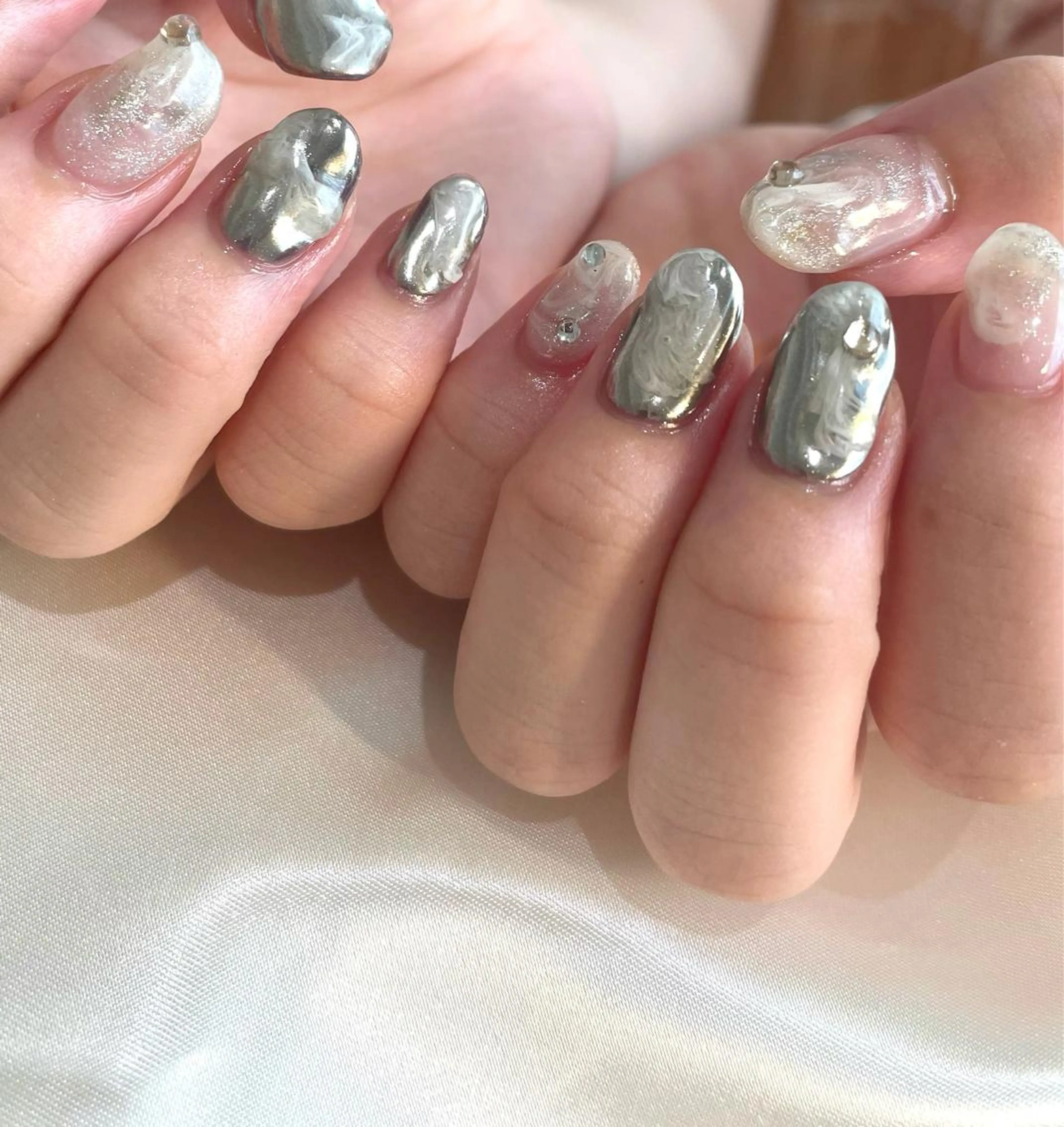 ネイル ハンドネイル lore. nailのネイルデザイン