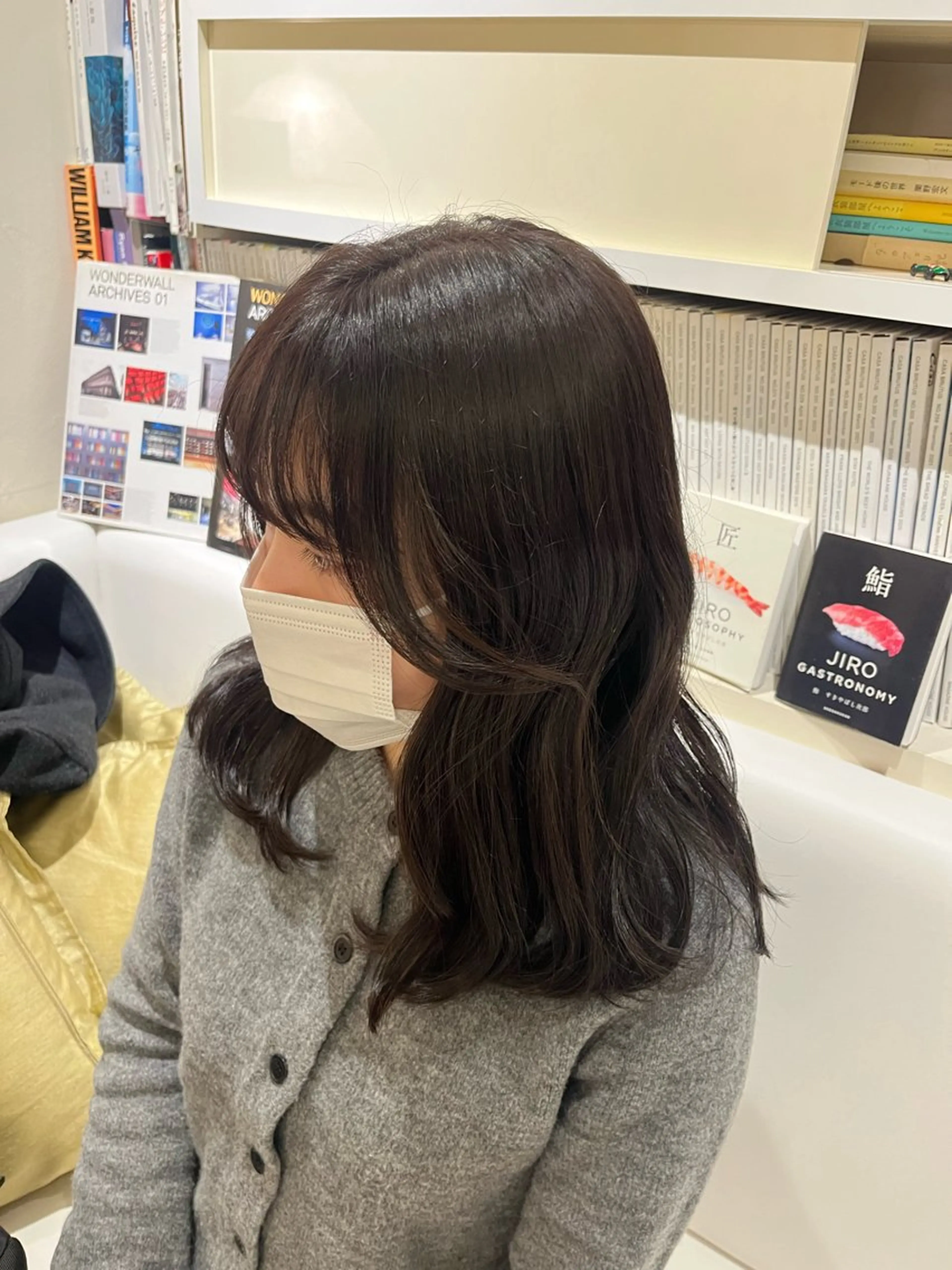 セミロング MISTEROMA所属・柴田 葉月のヘアスタイル