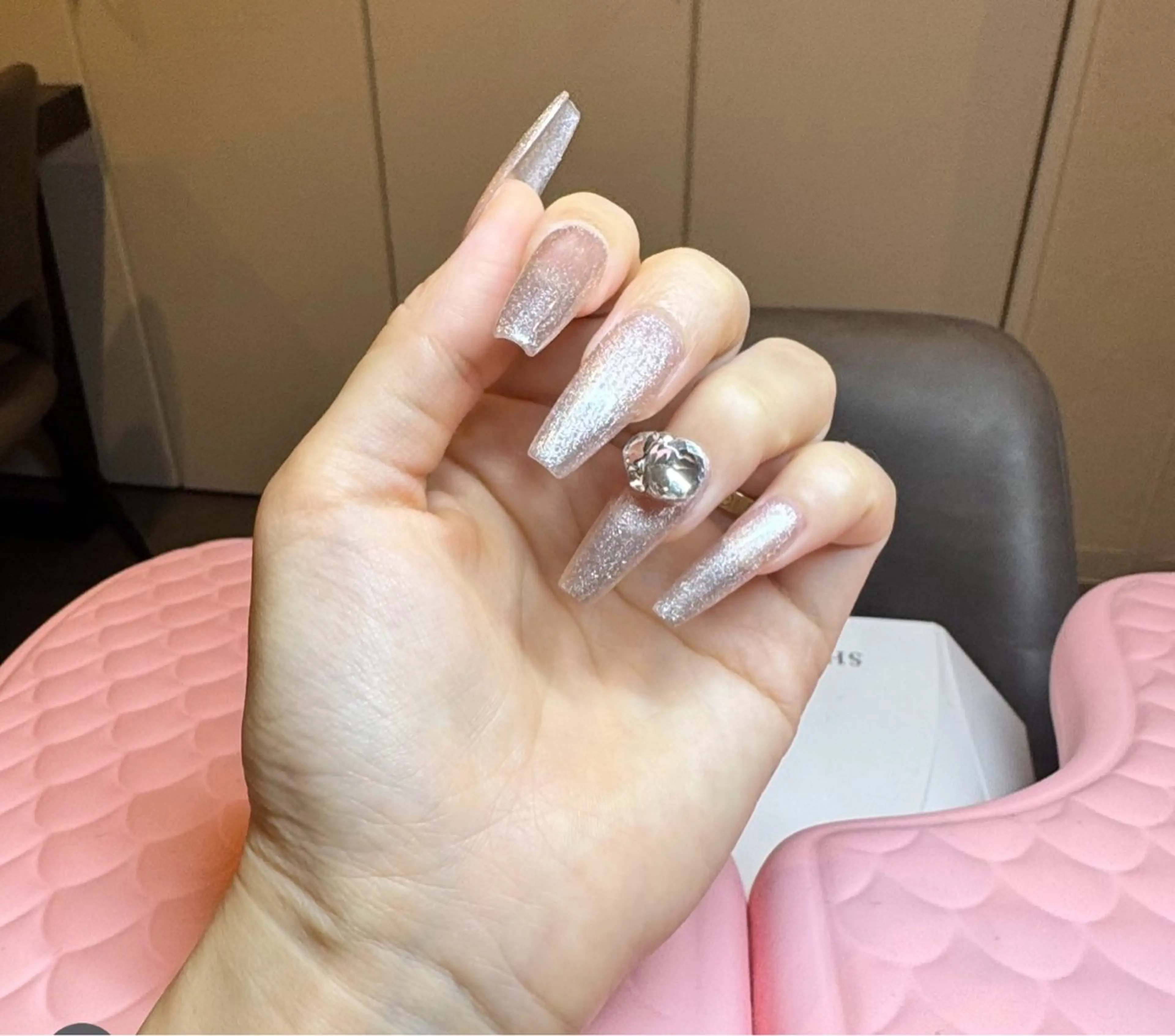 ネイル ハンドネイル 濱岡 咲のネイルデザイン