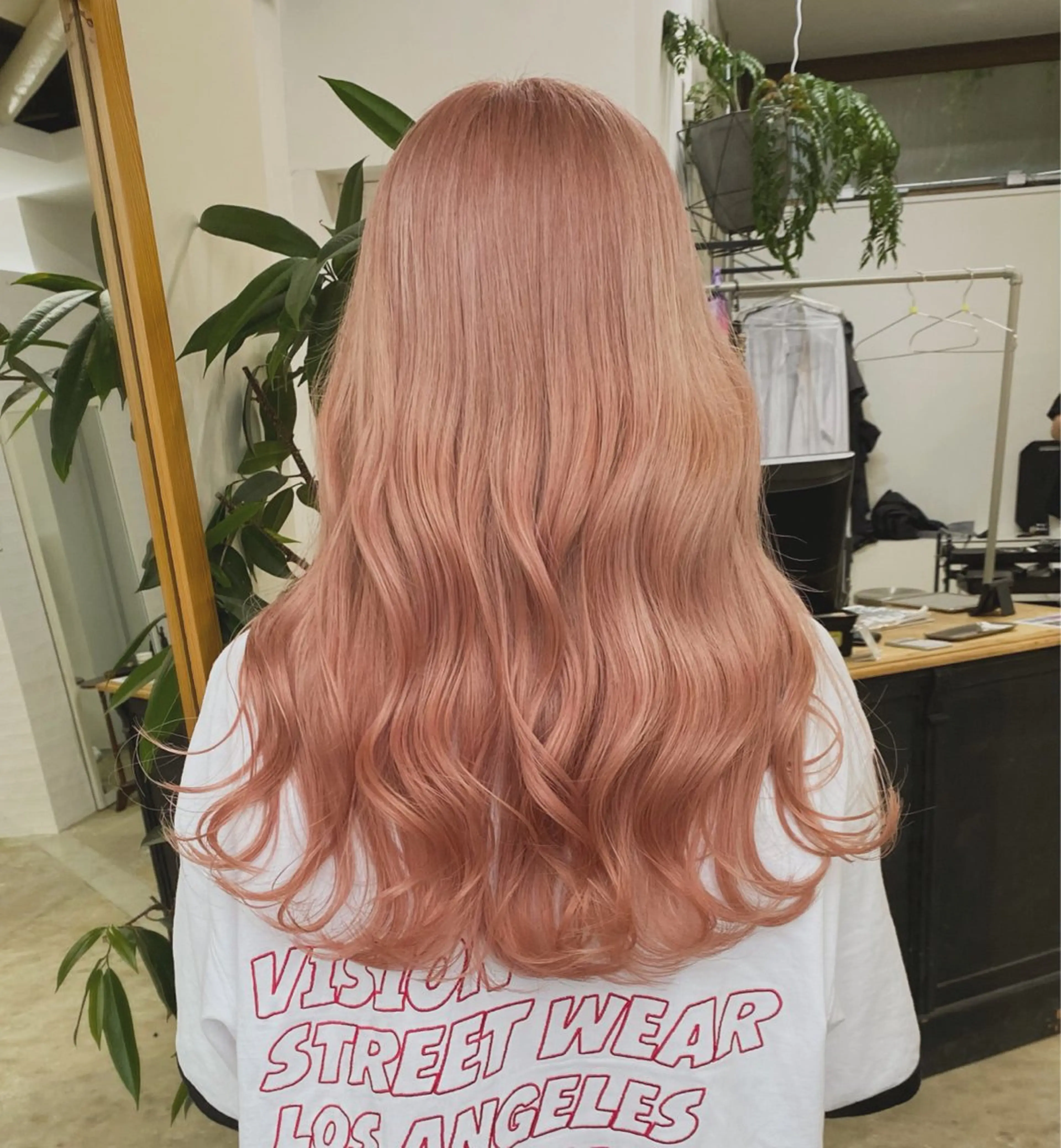 ロング カラー ピンクカラー souco/ moenoのヘアスタイル