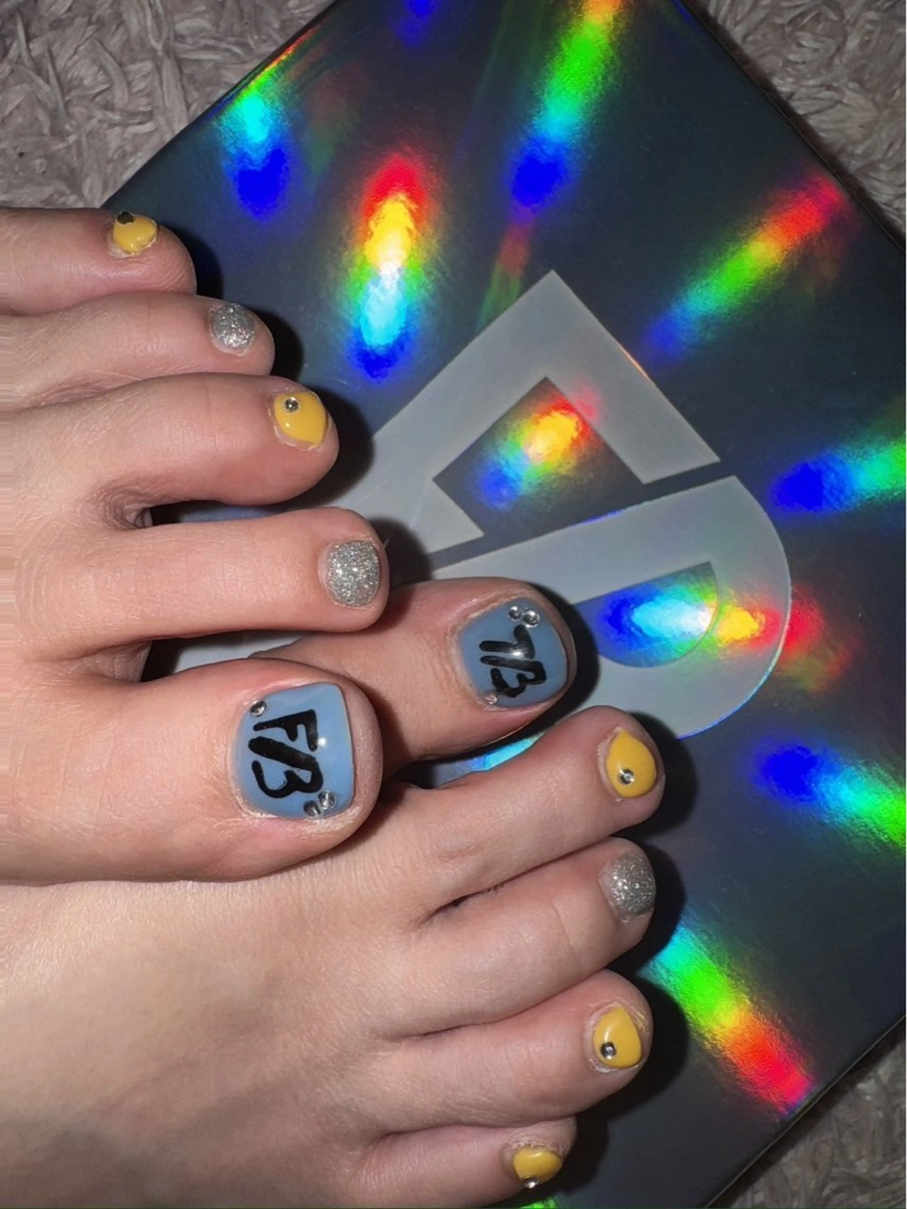 ネイル アートネイル ブルー フットネイル ストーンネイル Meer所属・Meer ミーアのネイルデザイン