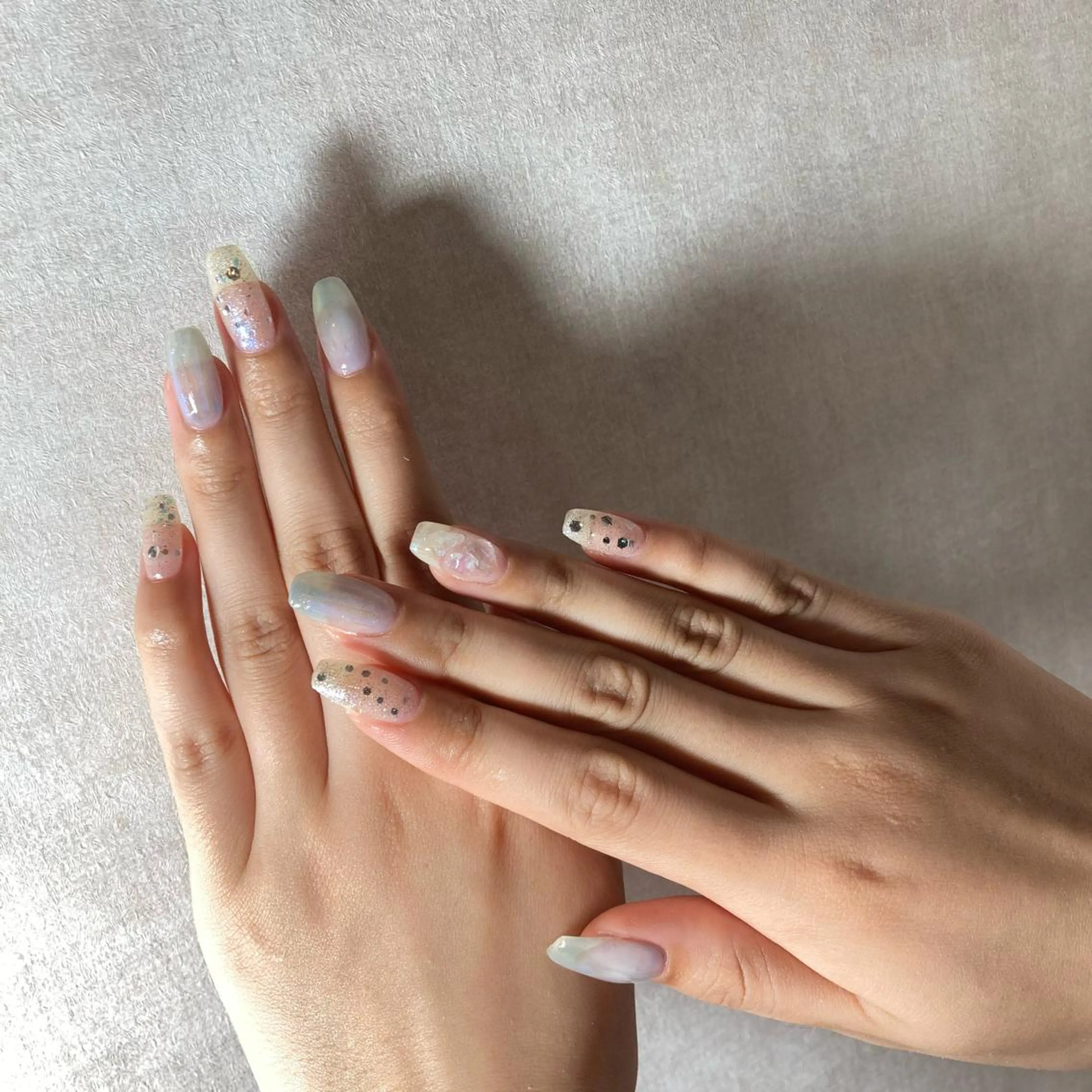 ネイル フレンチネイル グラデーション ニュアンスネイル オフィスネイル 第一印象専門サロン ADISEのエステ・リラクイメージ