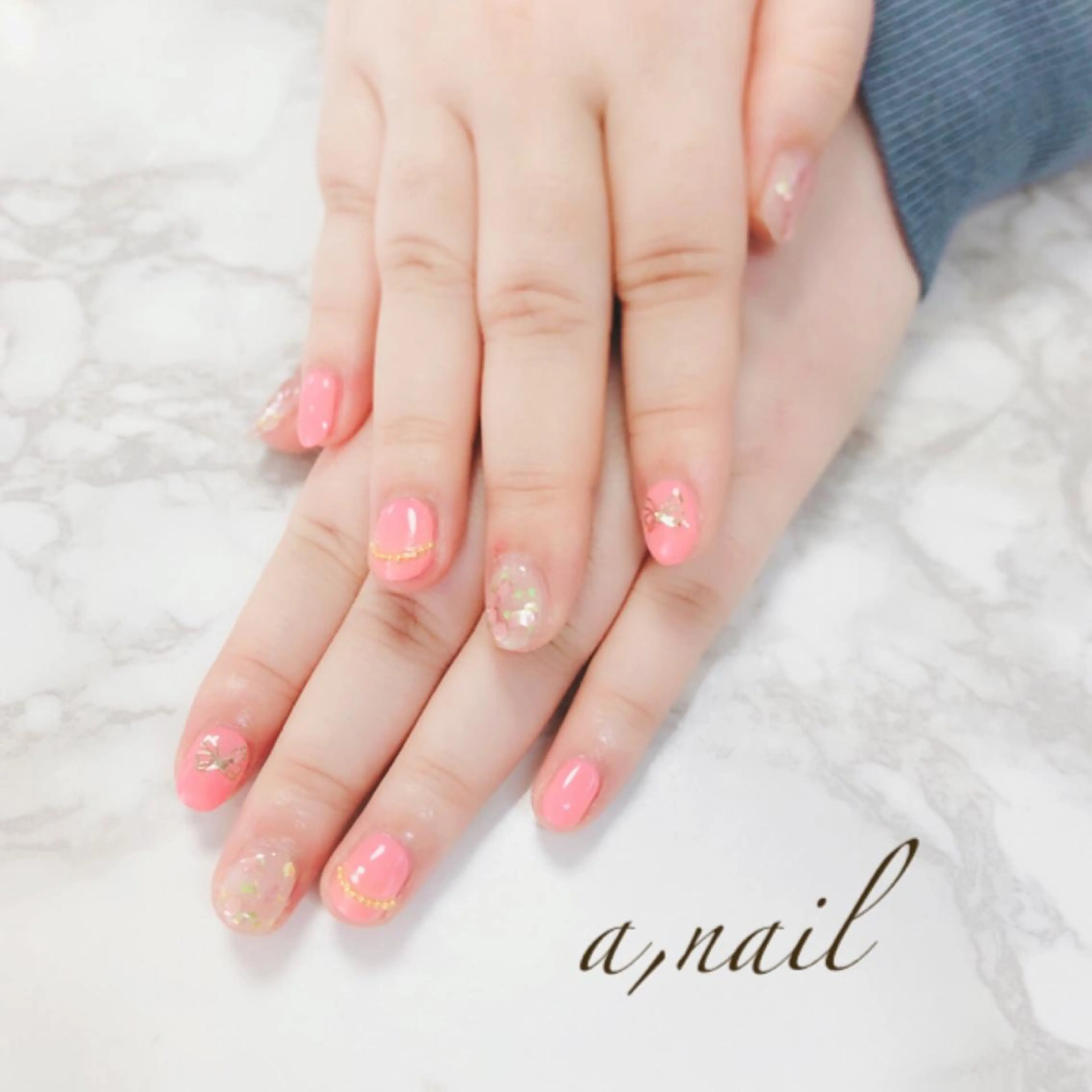 ネイル フットネイル ジェルネイル グラデーション ニュアンスネイル オフィスネイル ハンドネイル ネイルサロン エーネイルのネイルデザイン