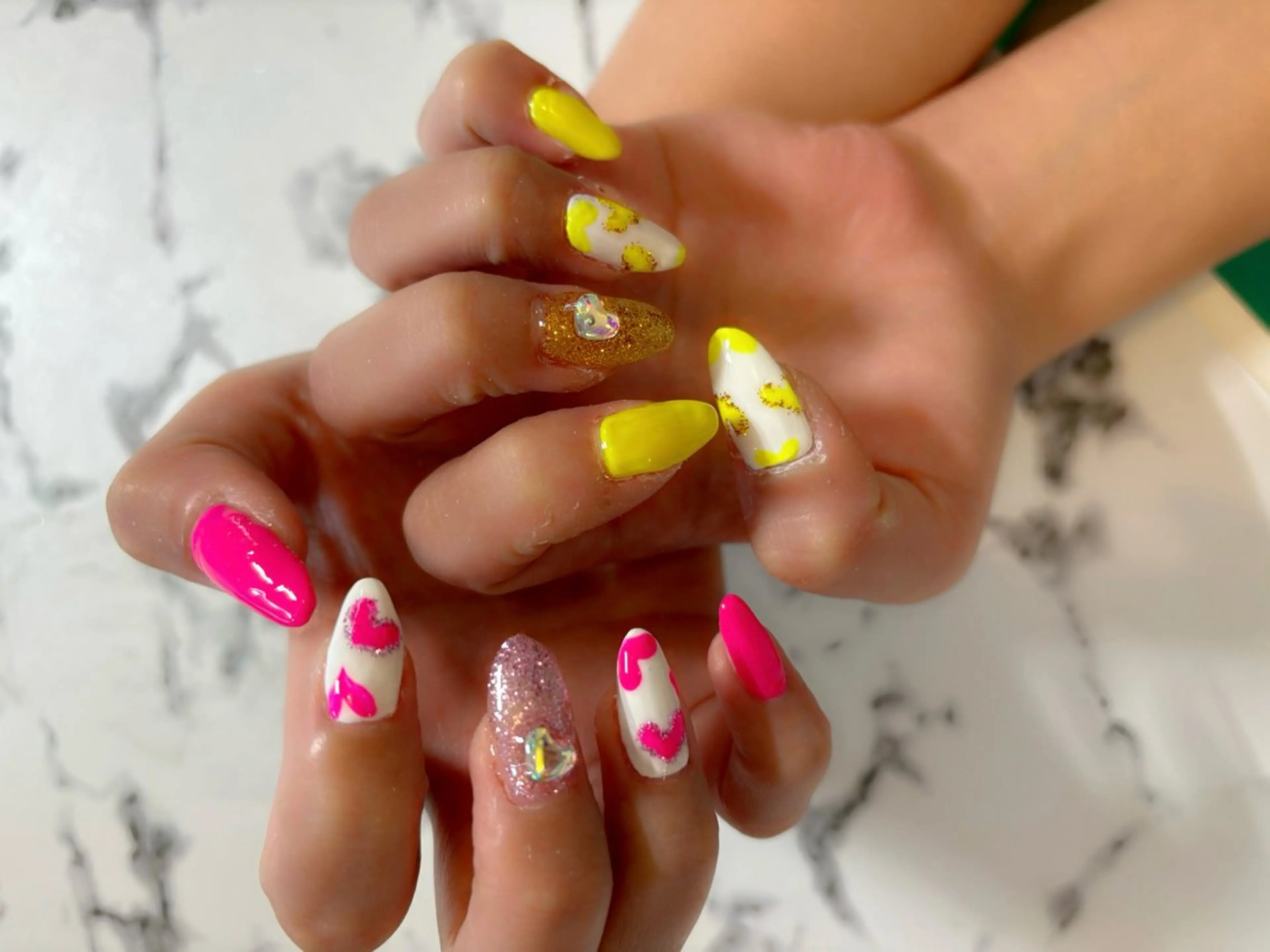 オフ込み💅持ち込みネイル💖💖💖ハンド、フット共に同額料金です🦶の写真