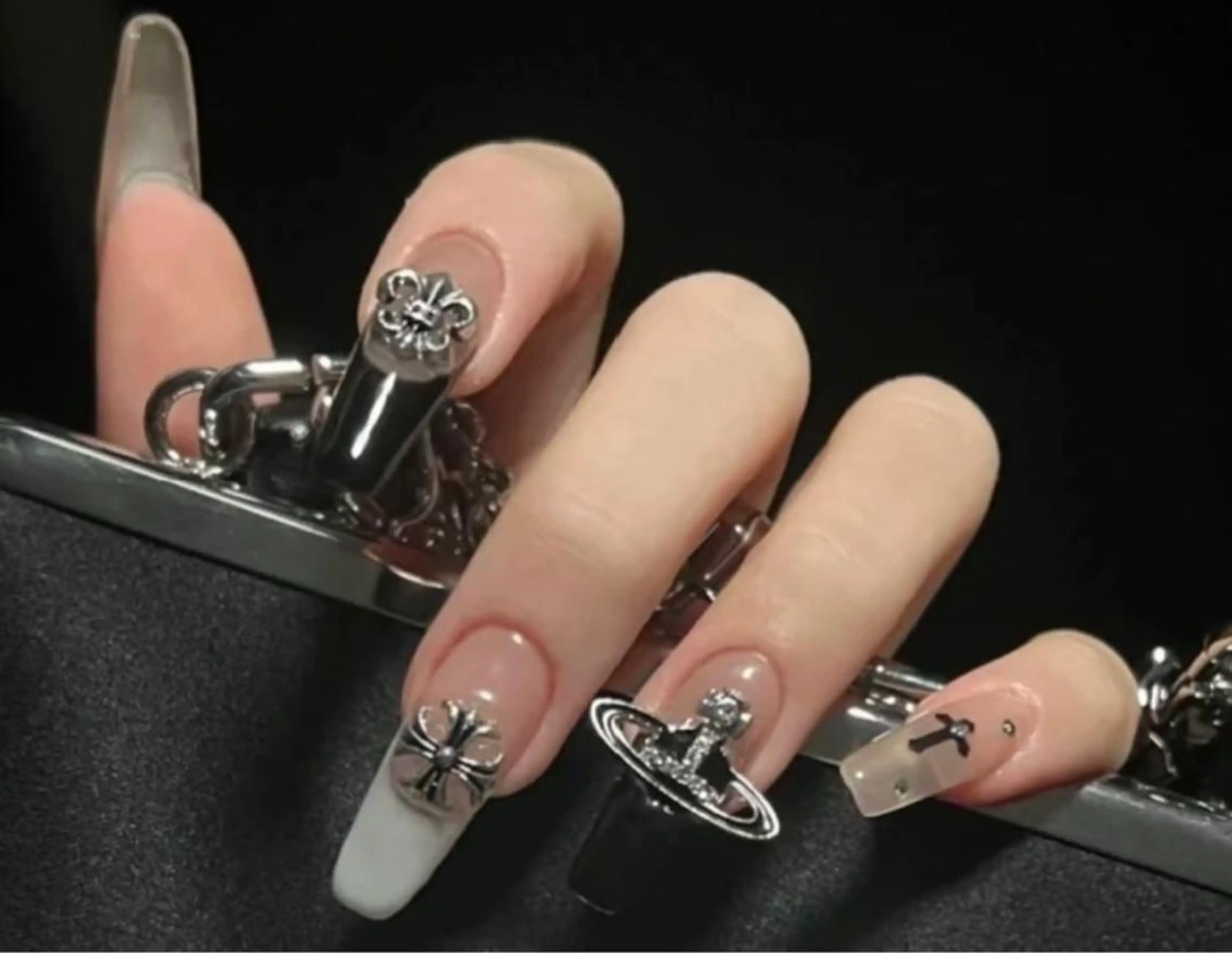 ネイル 横浜 美夢のネイルデザイン