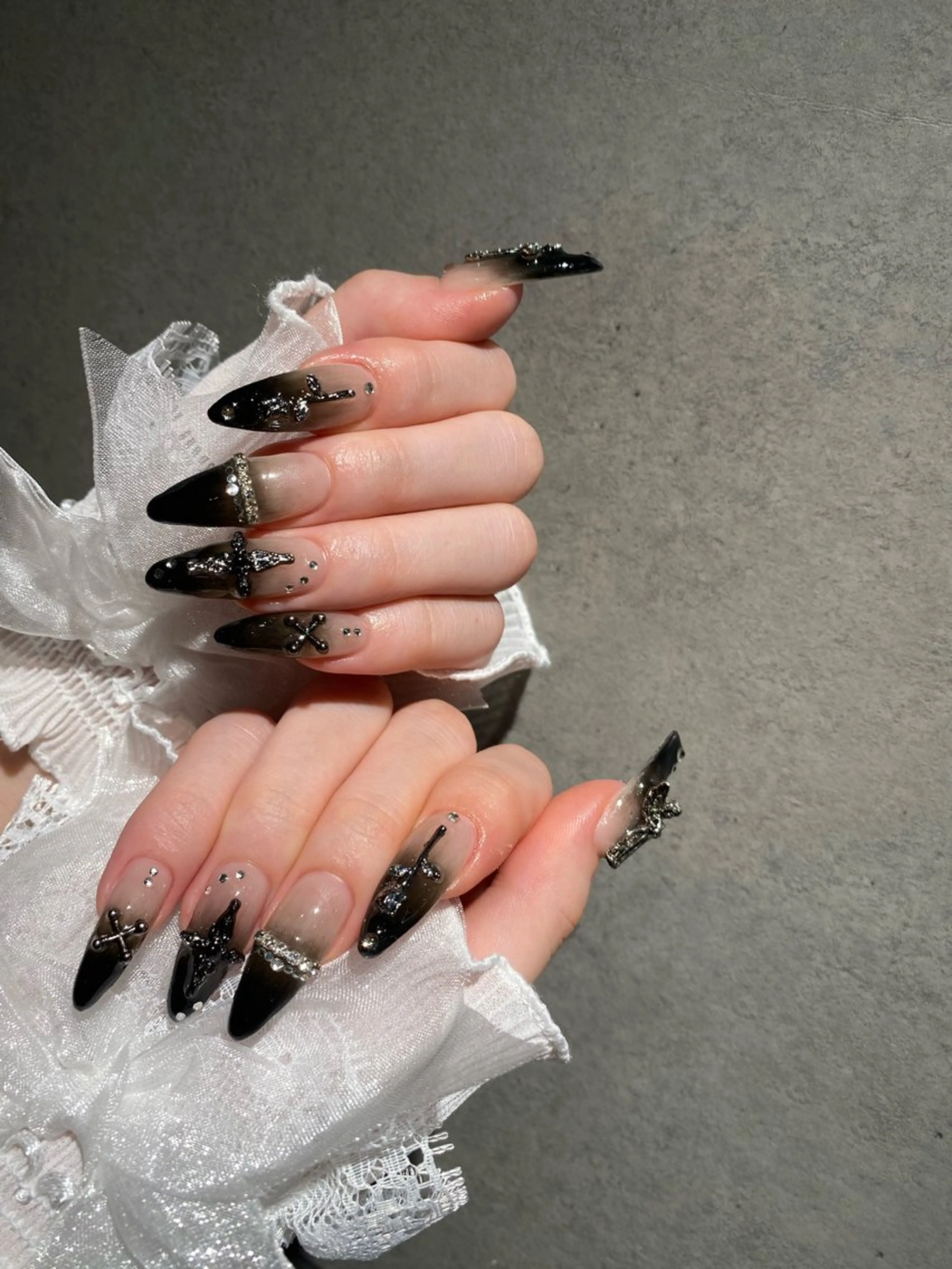 ネイル I-nailロング /ワンホン/キラキラのネイルデザイン