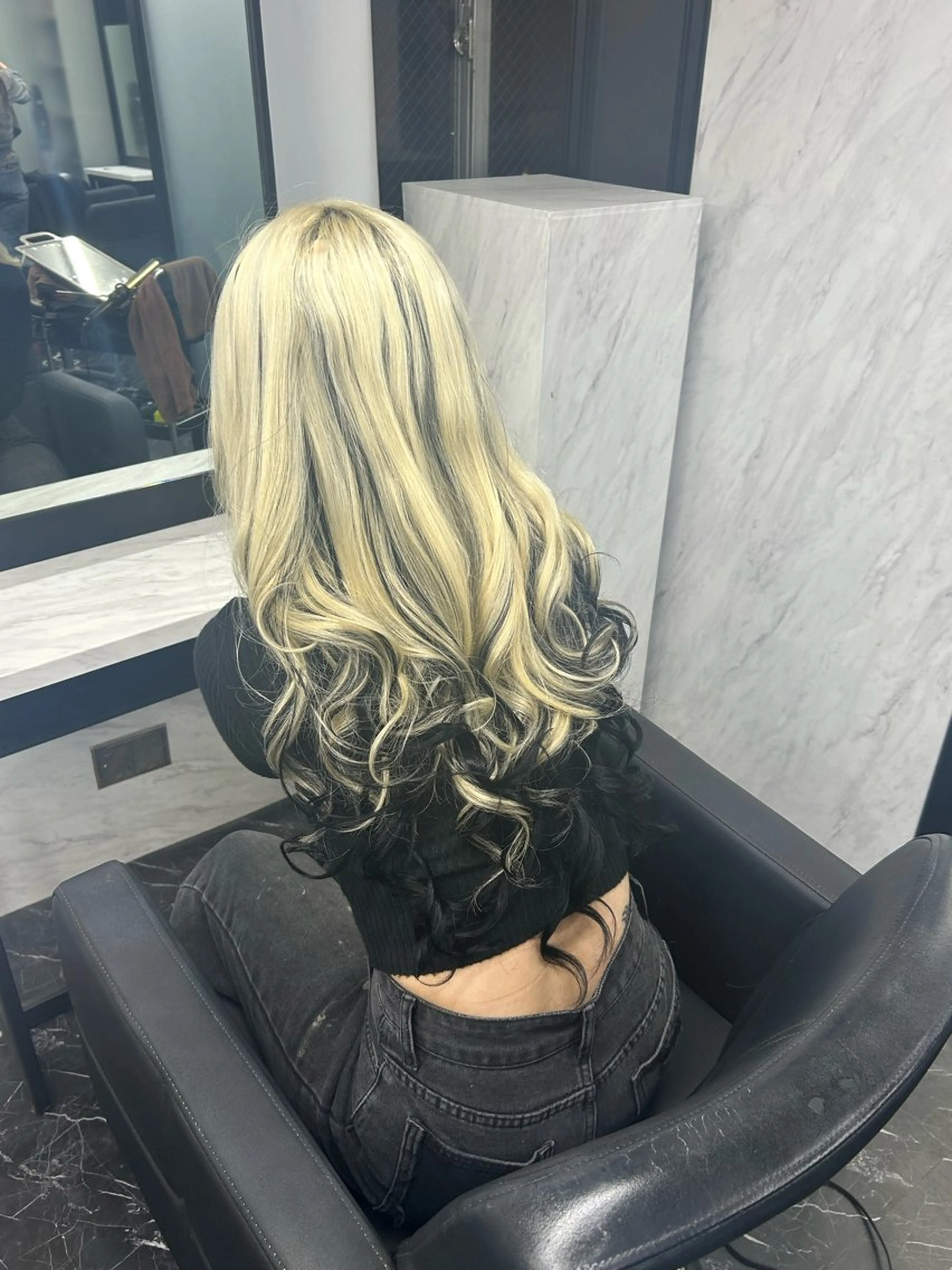 ロング ヘアアレンジ Ria OSAKA所属・アシスタント yuuのヘアスタイル