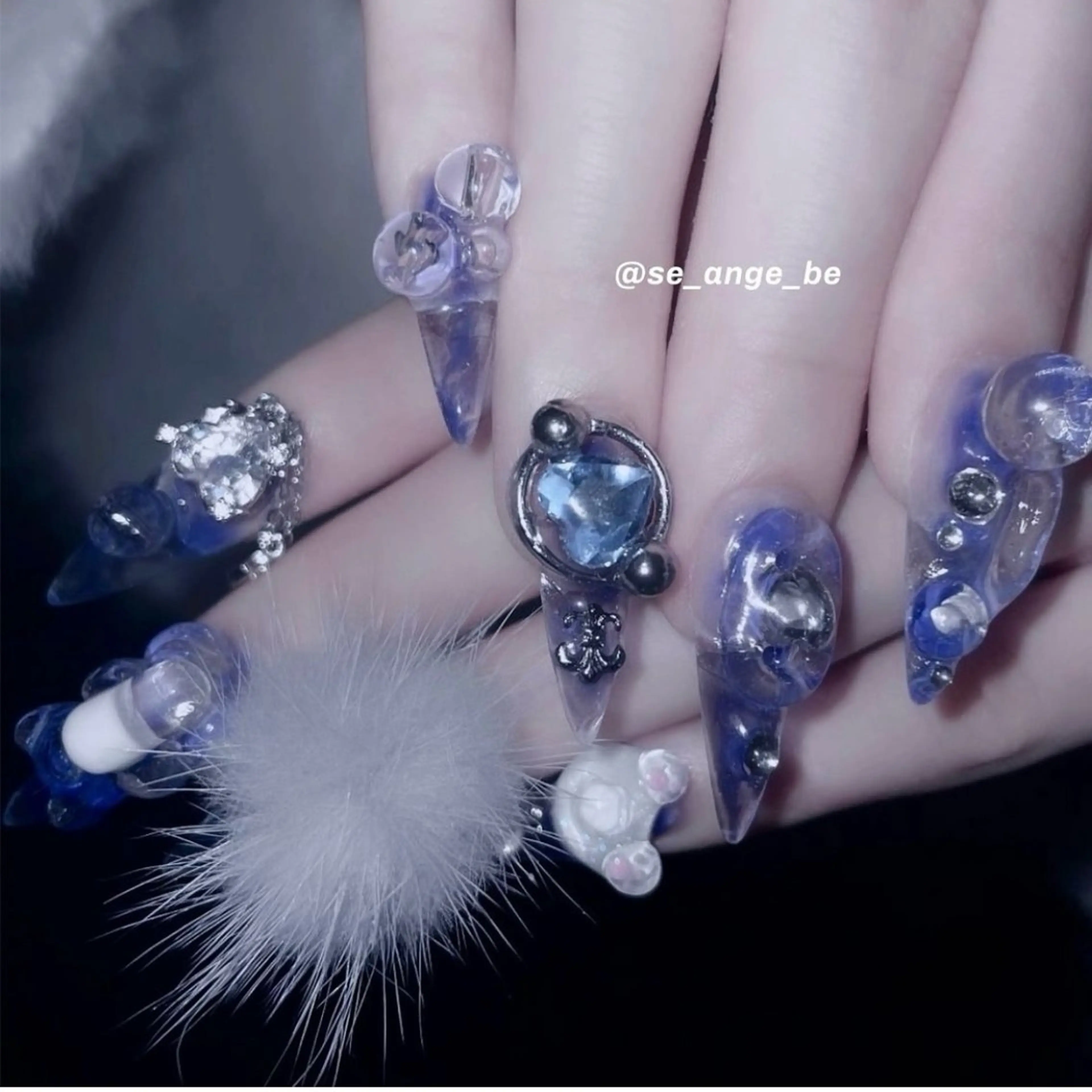 ネイル NOLIMIT.OSAKA所属・NOLIMIT Jr Nailistのネイルデザイン