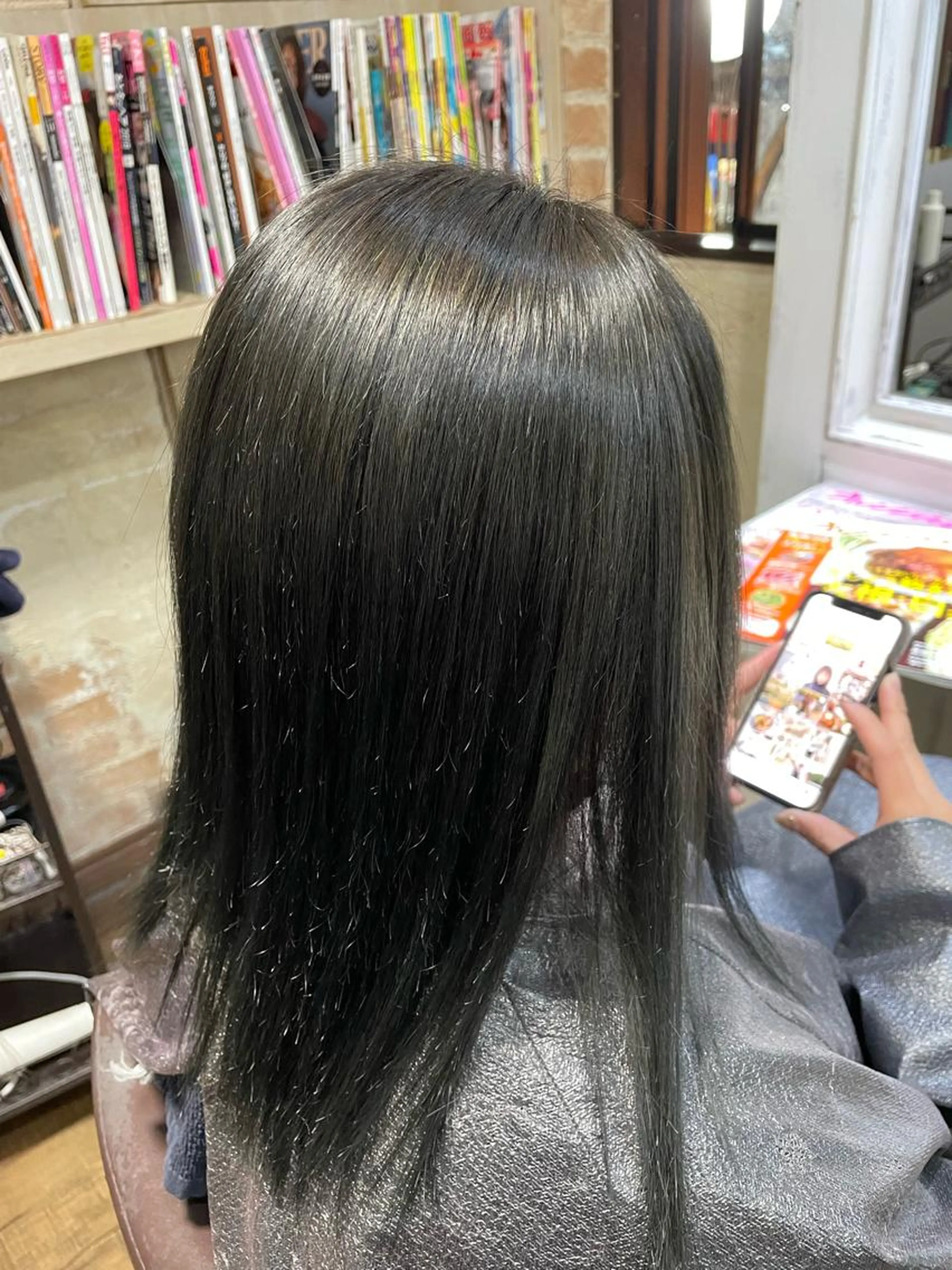 髪質改善！シームレス！縮毛矯正でもないしトリートメントでもない万能な薬！多少の癖毛ならのびます！艶がすごい！の写真