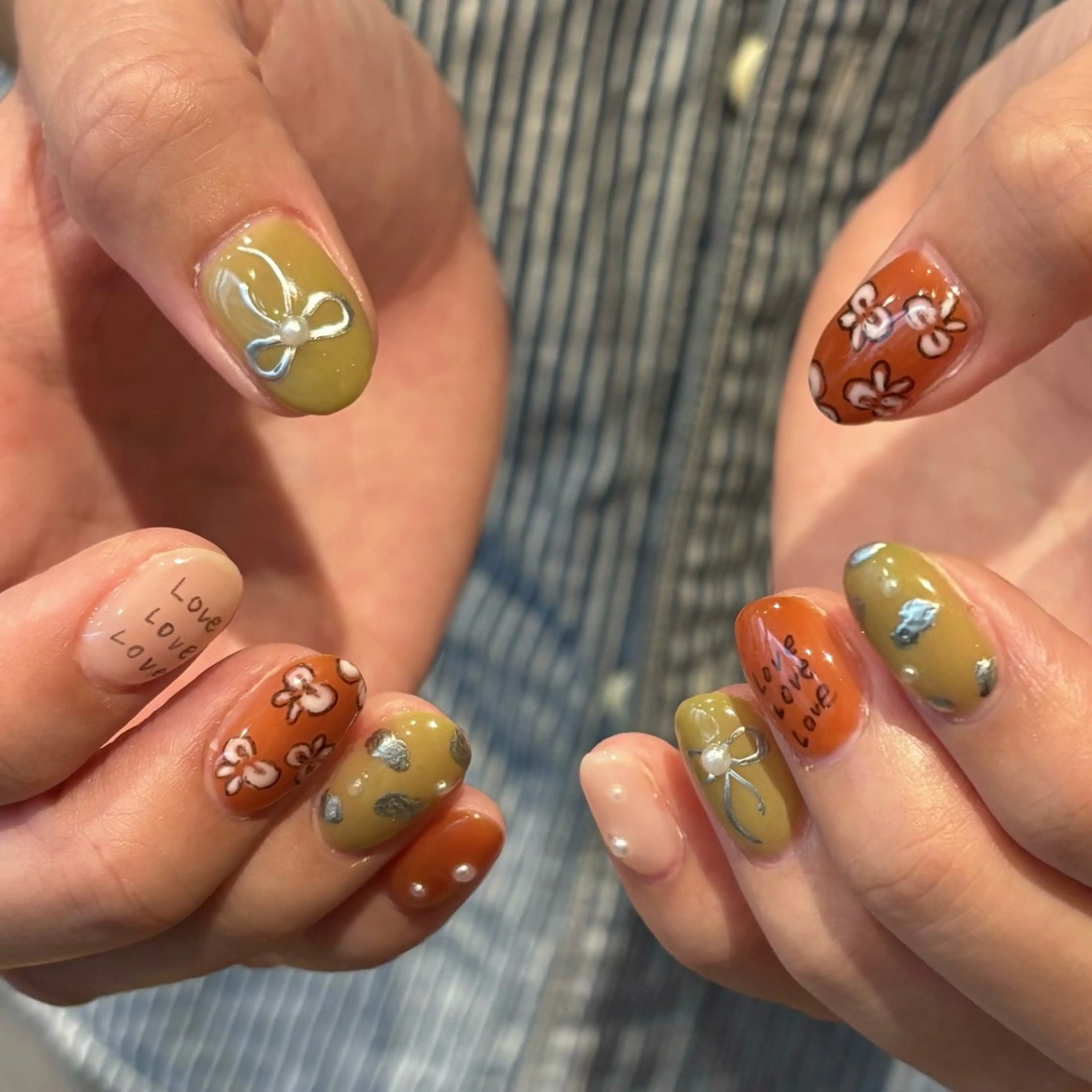 ネイル ジェルネイル ニュアンスネイル パラジェル リボン ハンドネイル Bianca名駅店 安田のネイルデザイン