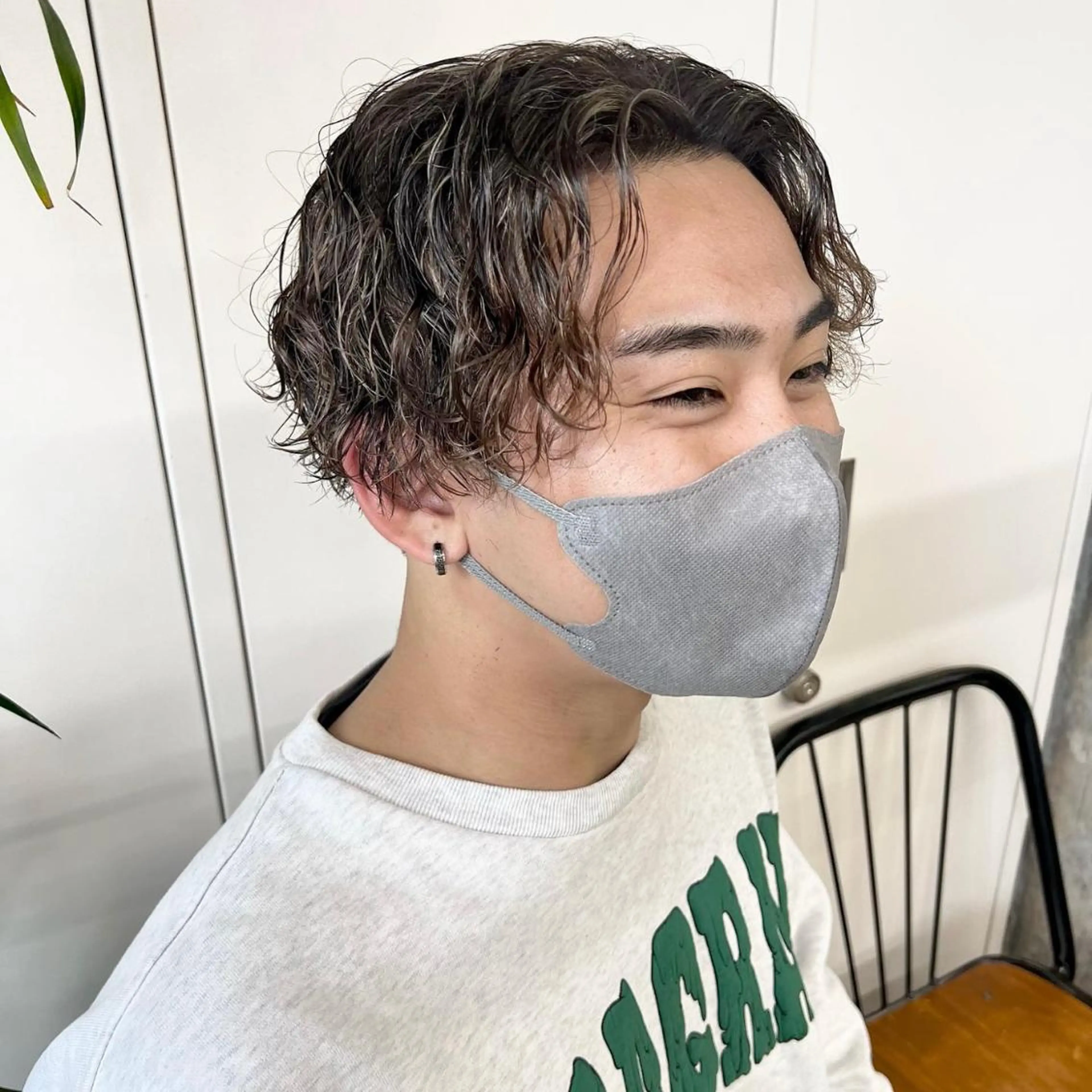 ショート パーマ メンズ メンズハイライト ハイライト カット パーマ 韓国ヘア /男女❄️ 細江 美紅のヘアスタイル