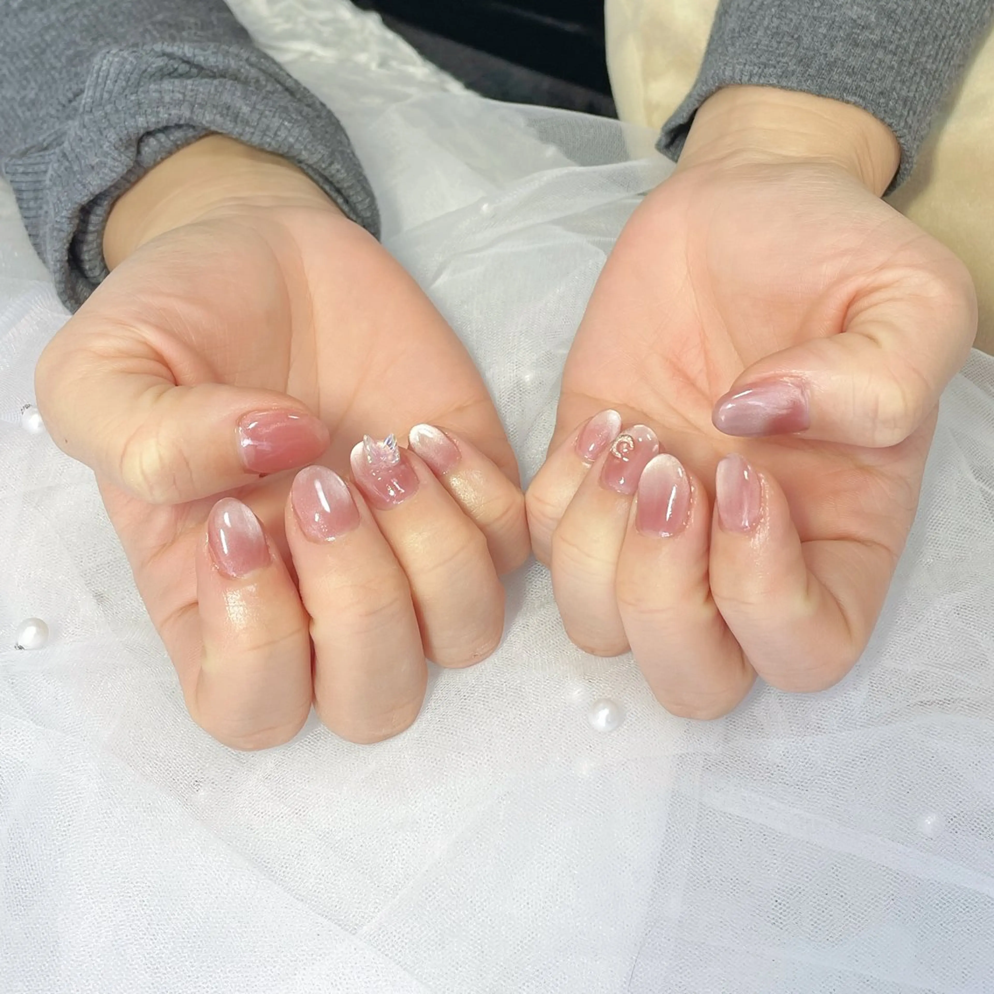 ネイル nail room utouto所属・横田 綾乃のネイルデザイン